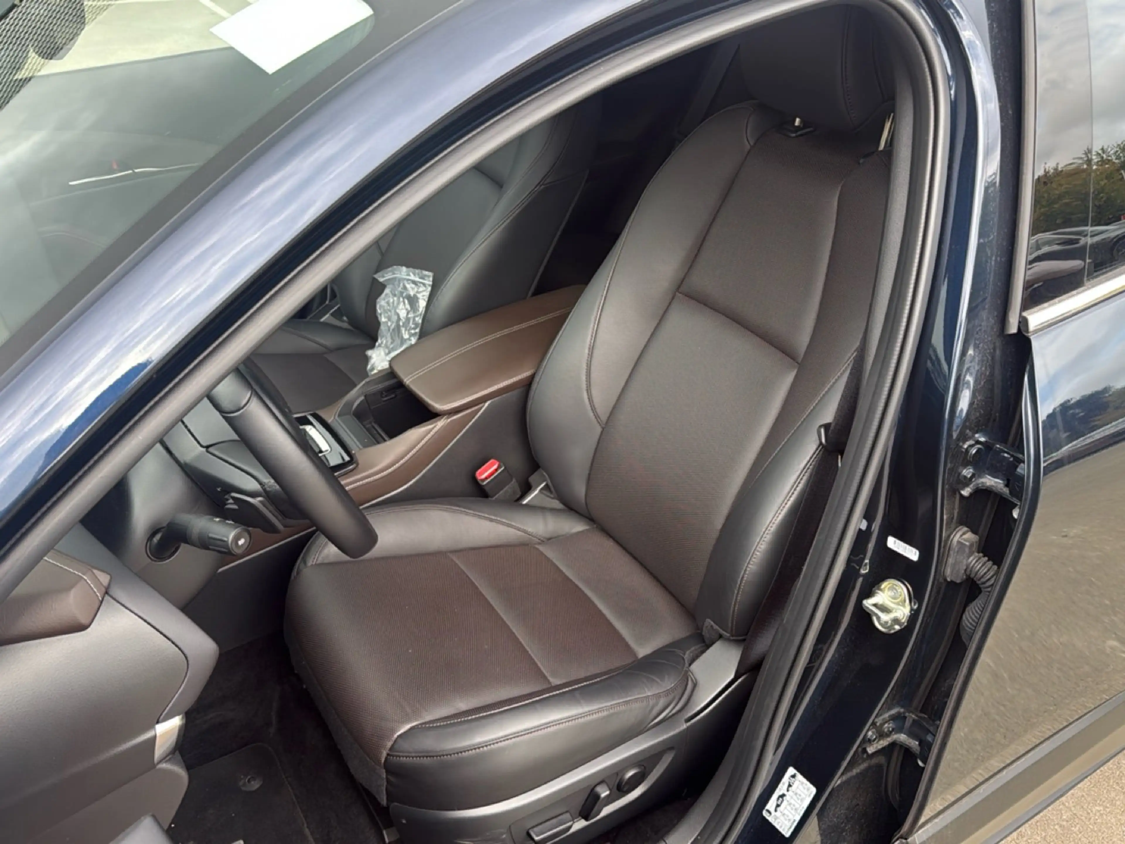 Mazda CX-30 e-SKYACTIV-G Takumi AUT — photo 10