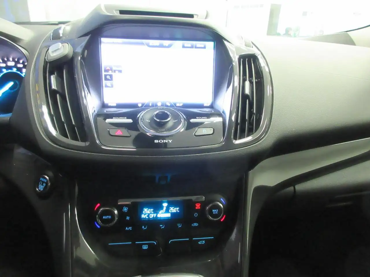 Ford Escape снимка Ford Escape