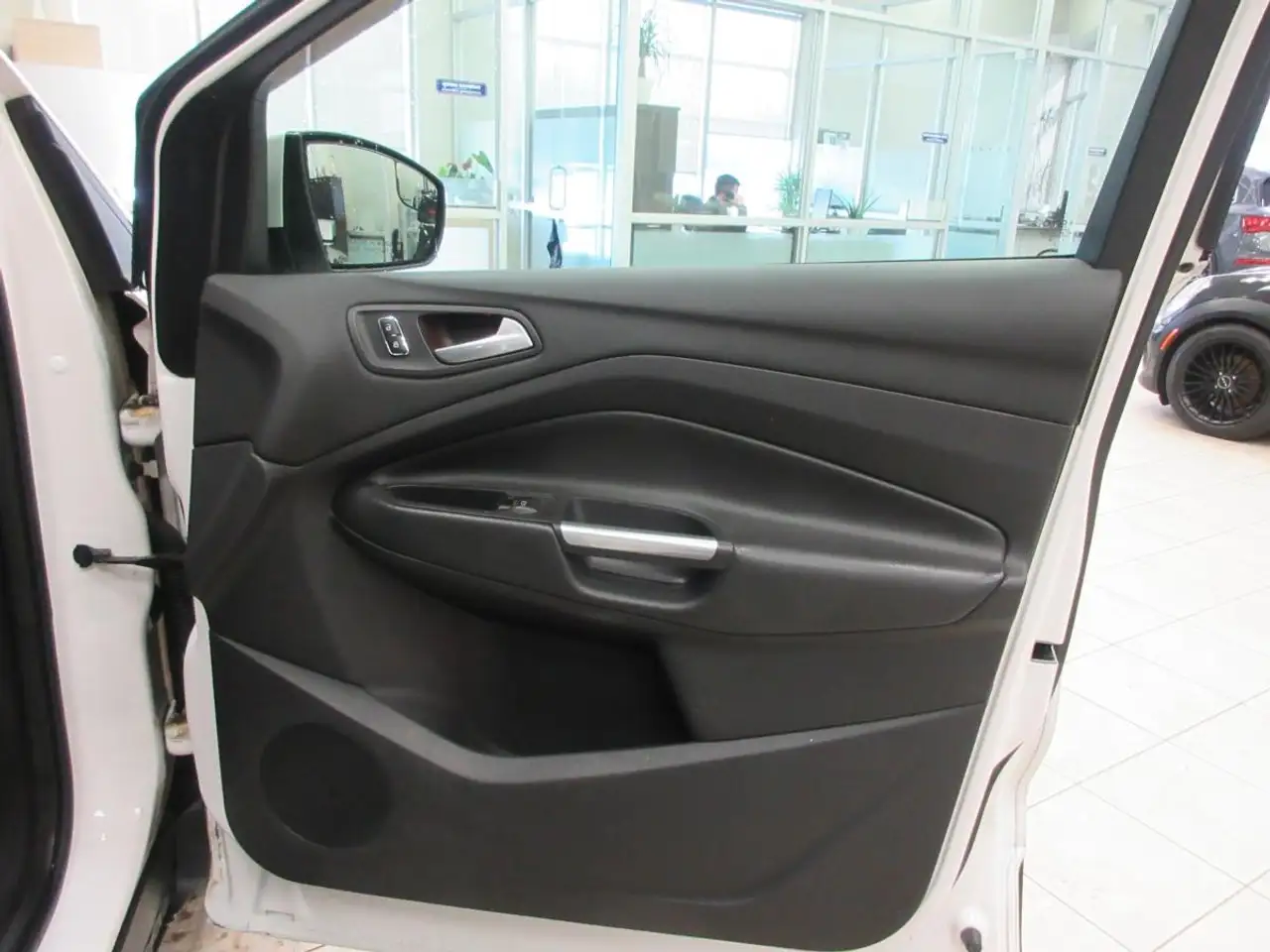 Ford Escape снимка Ford Escape