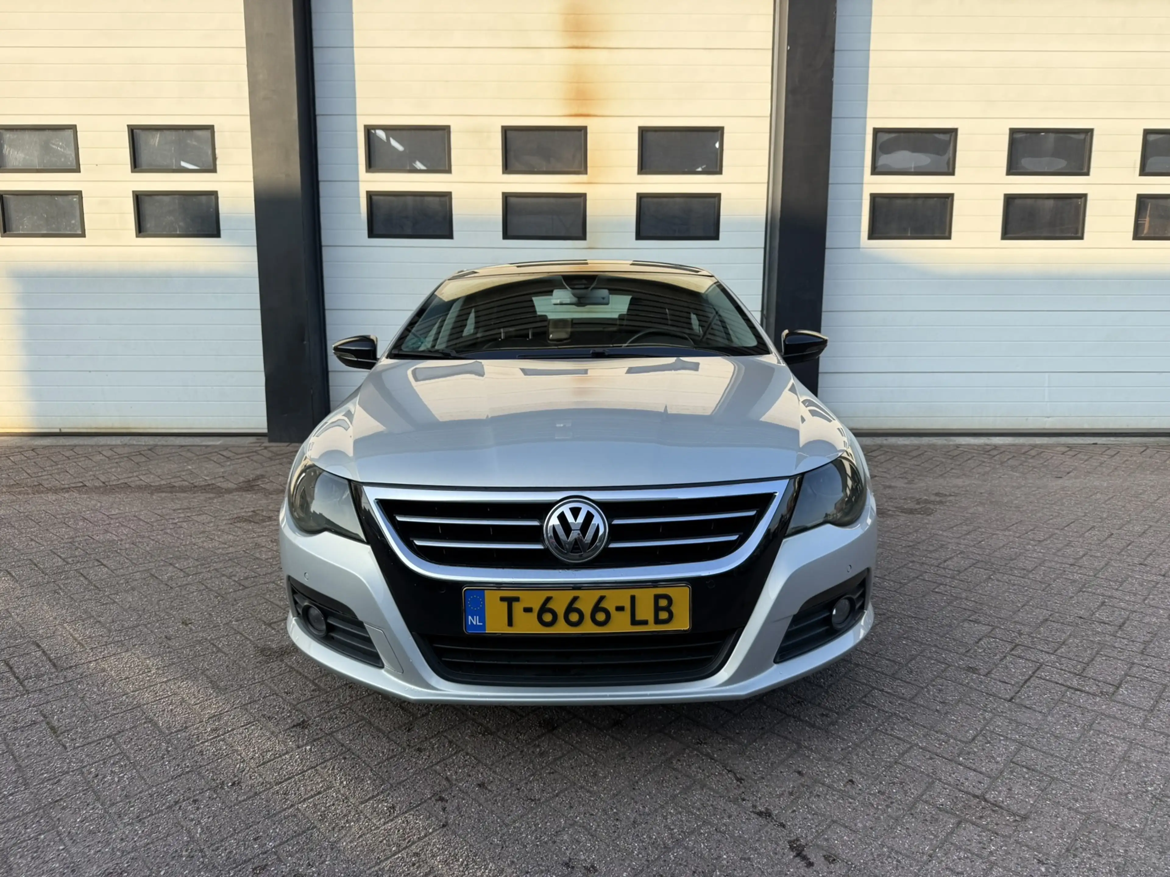 Volkswagen Passat CC 3.6 VR6 FSI 4Motion Dak Lane Assist — photo 7