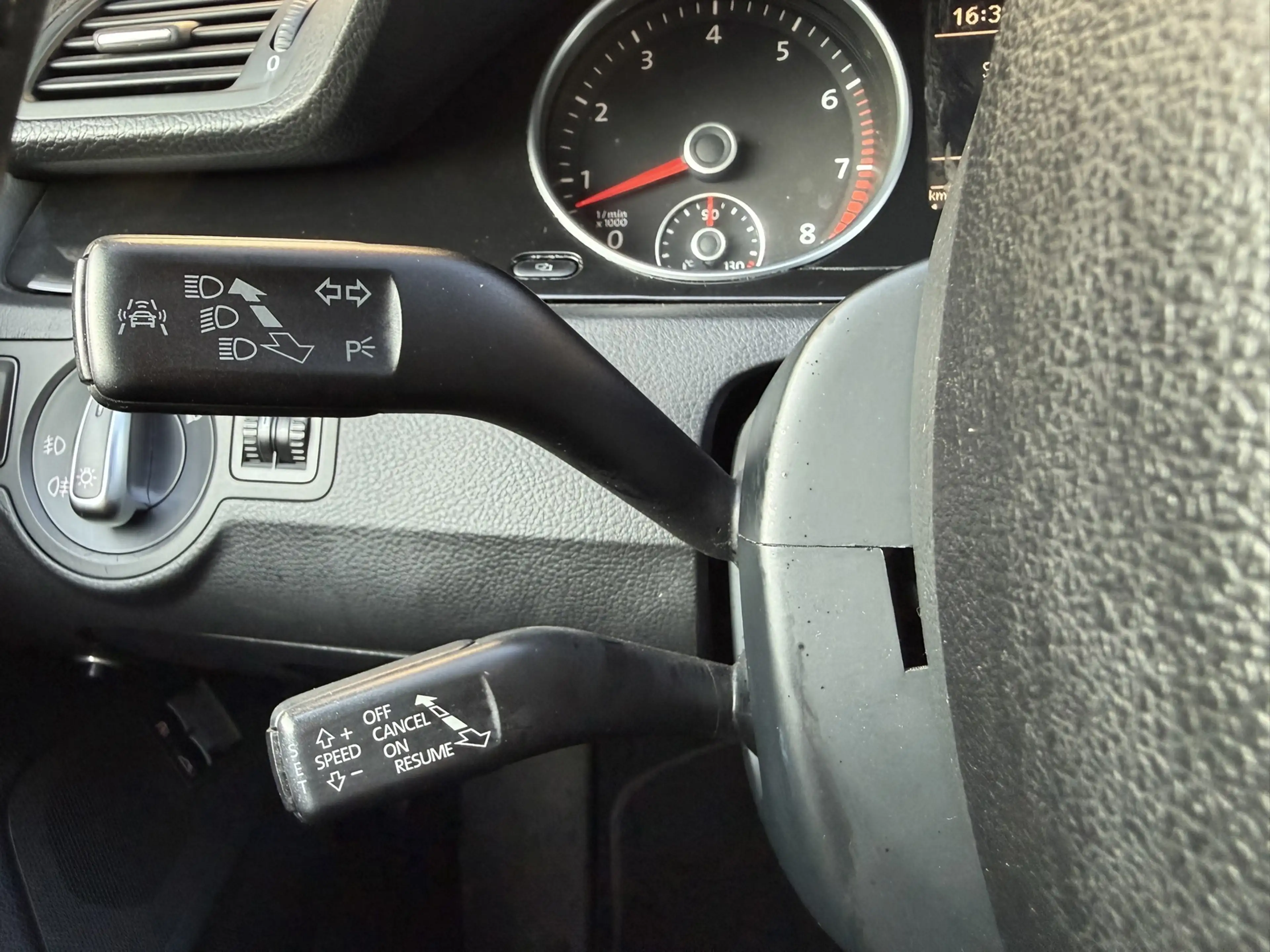 Volkswagen Passat CC 3.6 VR6 FSI 4Motion Dak Lane Assist — photo 15