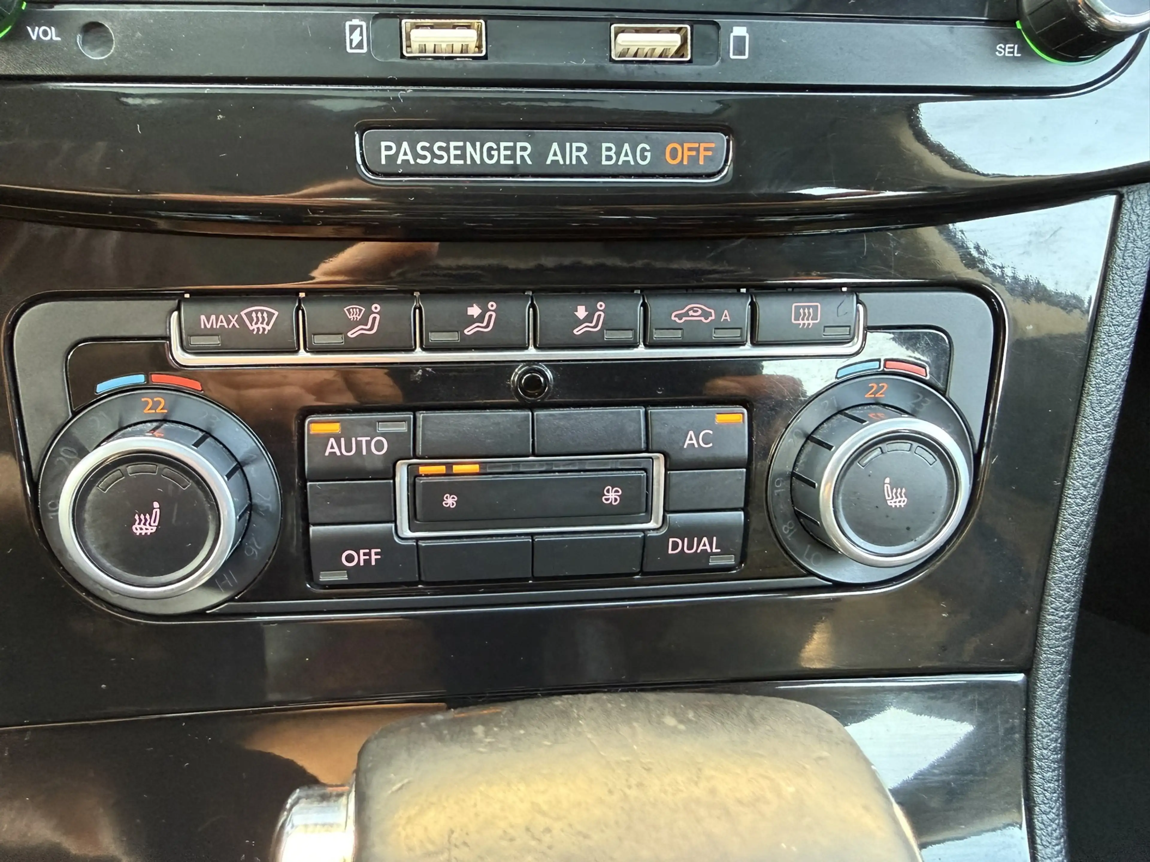 Volkswagen Passat CC 3.6 VR6 FSI 4Motion Dak Lane Assist — photo 19
