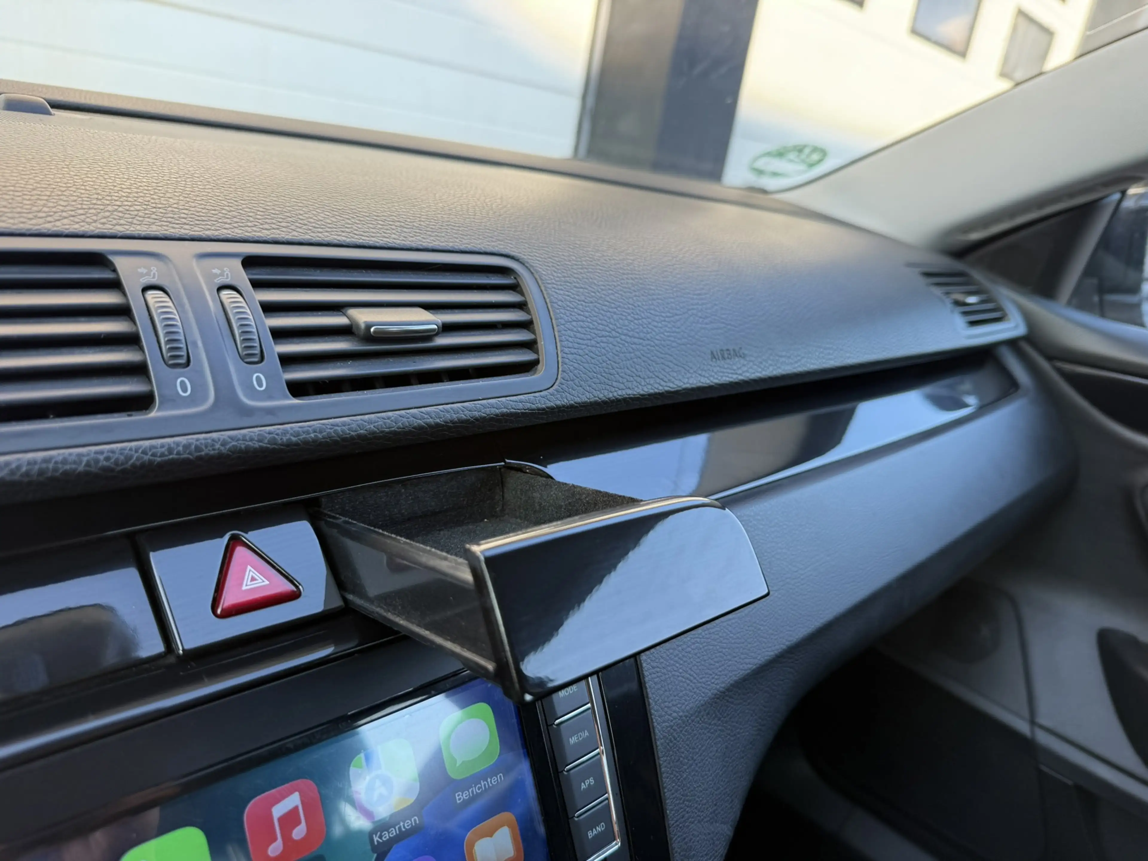 Volkswagen Passat CC 3.6 VR6 FSI 4Motion Dak Lane Assist — photo 21