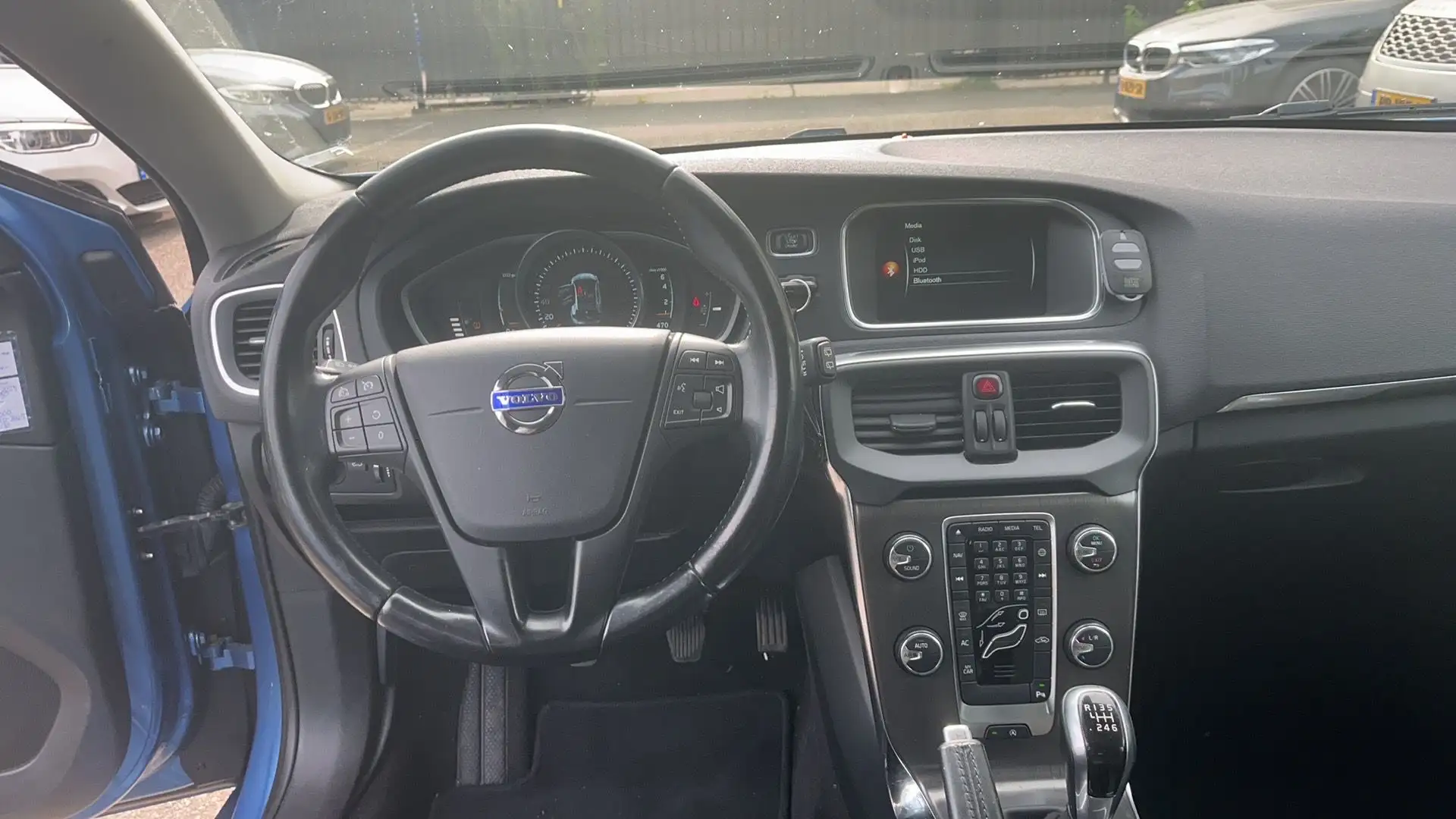 Volvo V40 T2 - 1