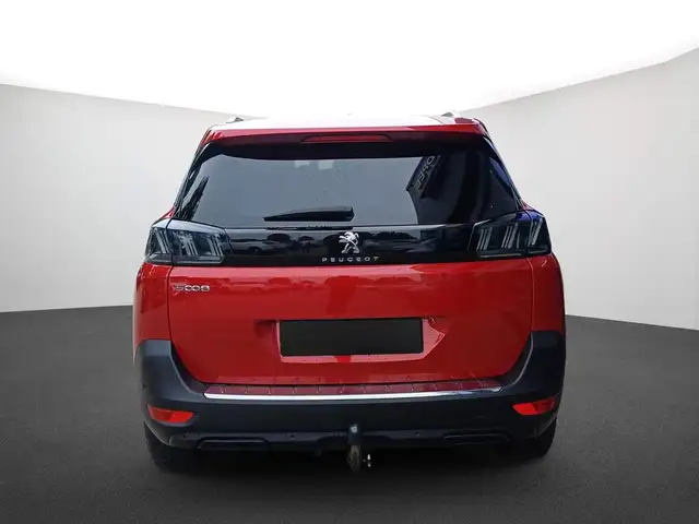 Peugeot 5008 view 3