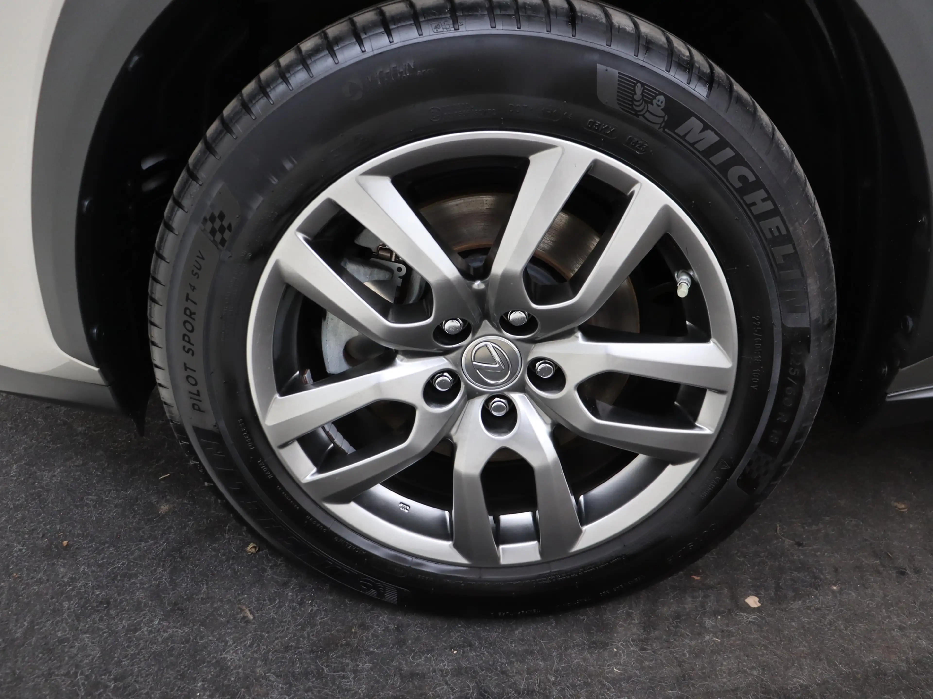 Lexus NX 300h AWD Luxury Line | Keyless entry | LED Verlichting — photo 5
