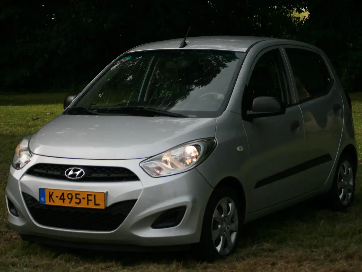 Hyundai i10 i10 1.1 i-Drive | Airco | Bluetooth Zilver - 2