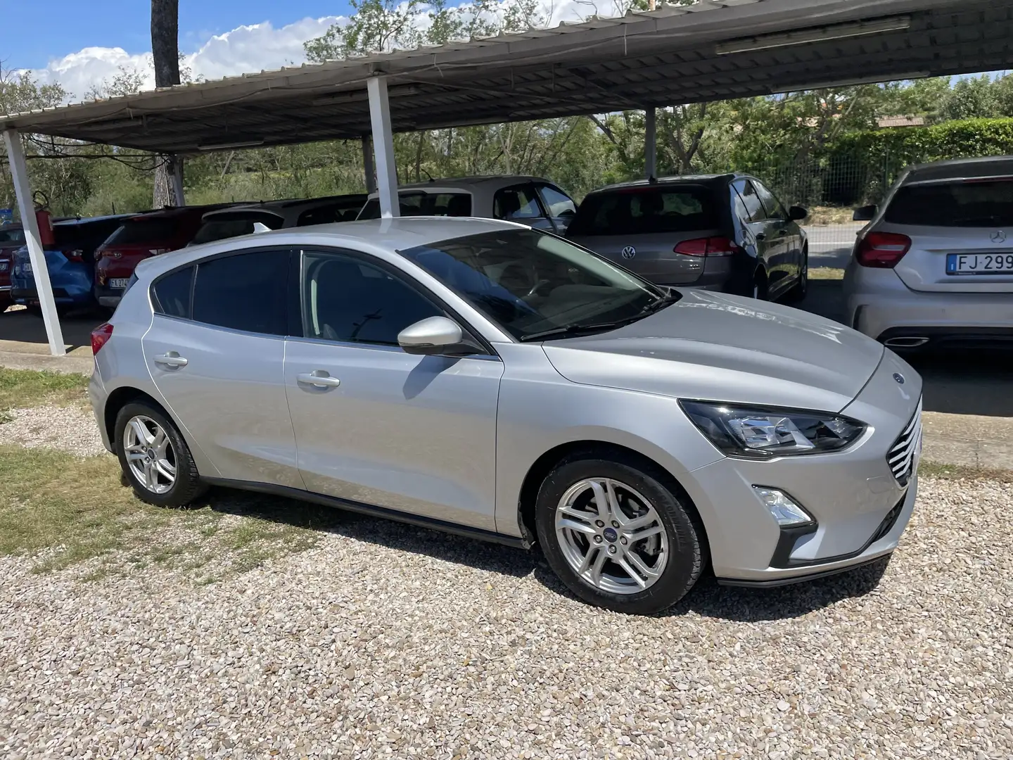 Ford Focus Focus 1.5 ecoblue Business Co-pilot s Grau - 1