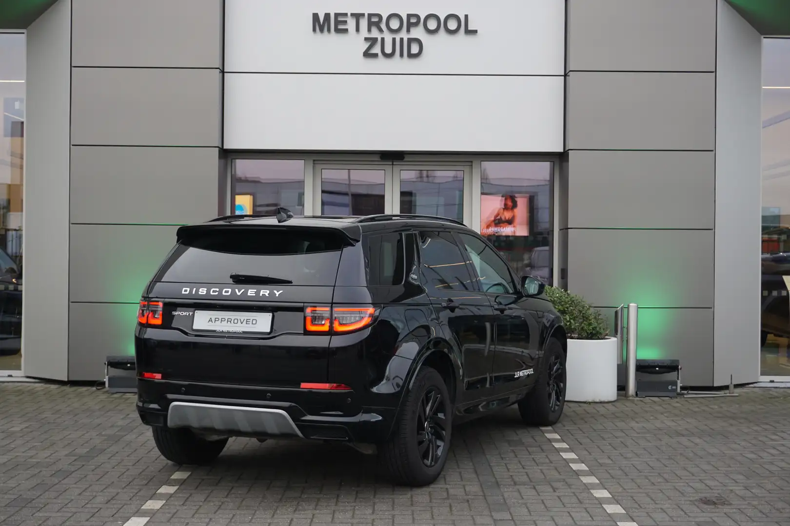 Land Rover Discovery Sport S Negro - 2
