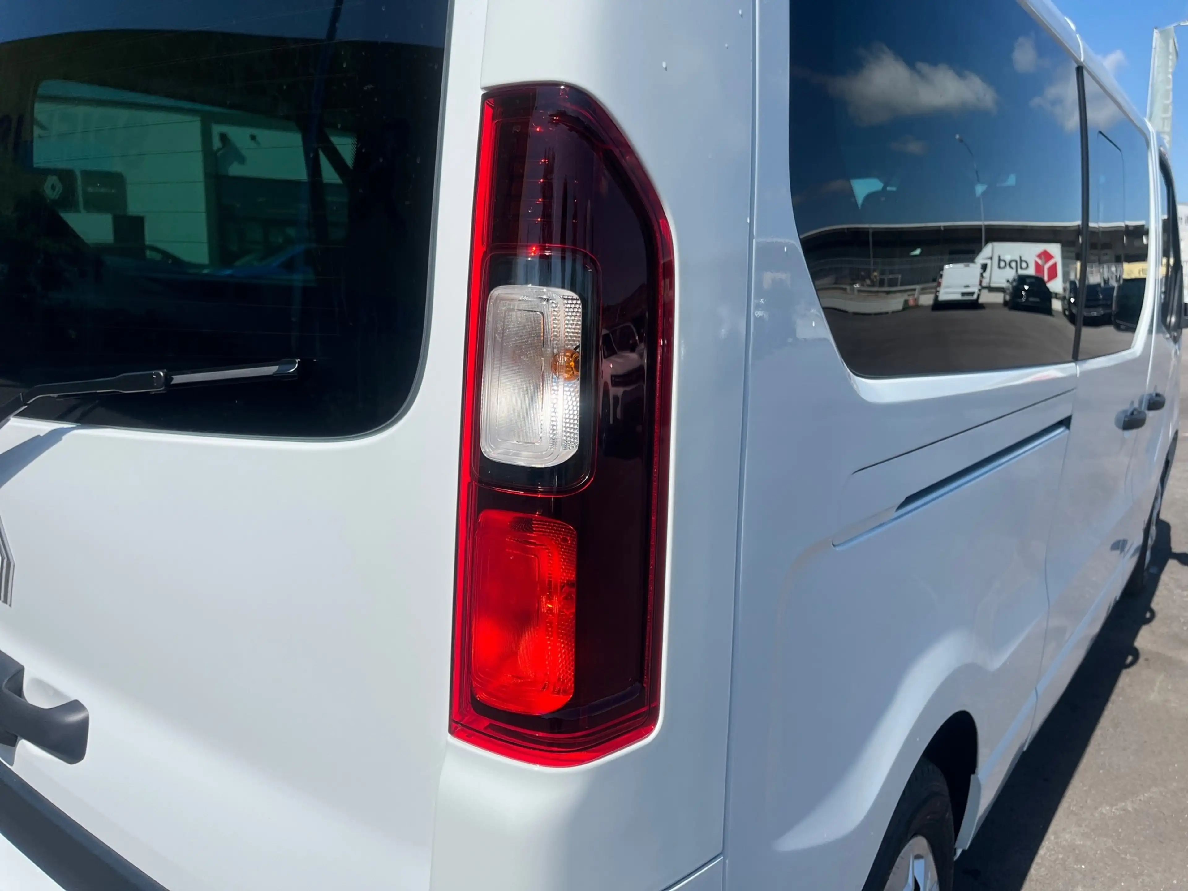 Renault Trafic TRAFIC PKW Grand Techno Blue dCi 150 Automatik — photo 12