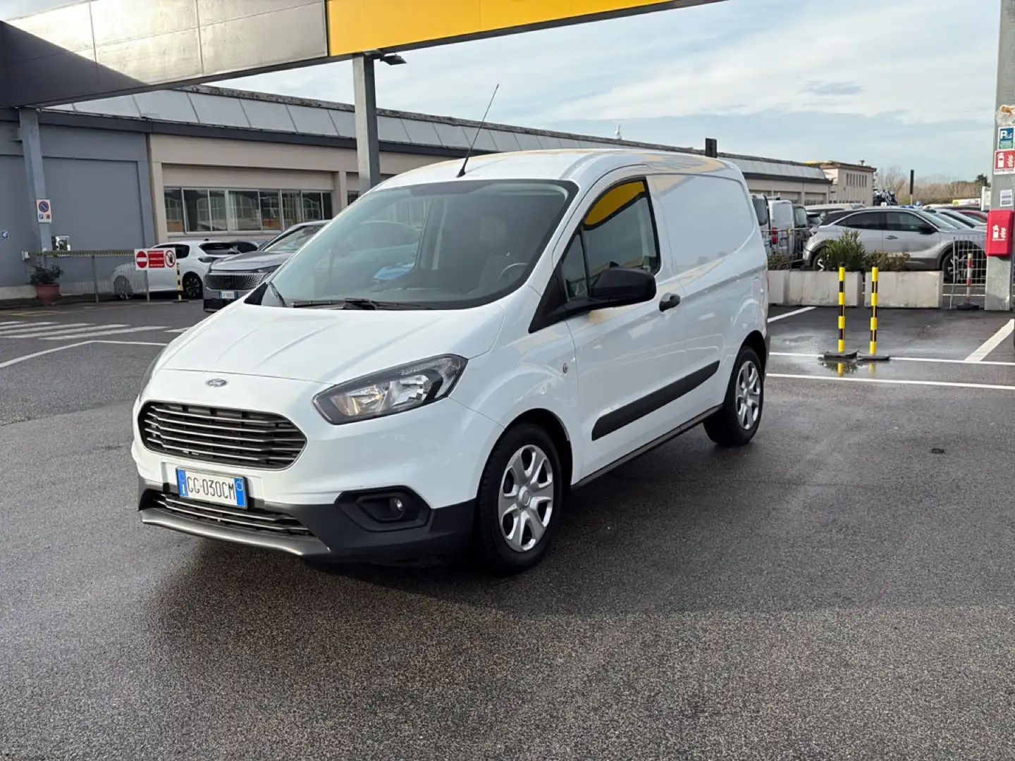Ford Transit Courier Transit Courier 1.0 EcoBoost 100CV Van Entry Blanc - 1
