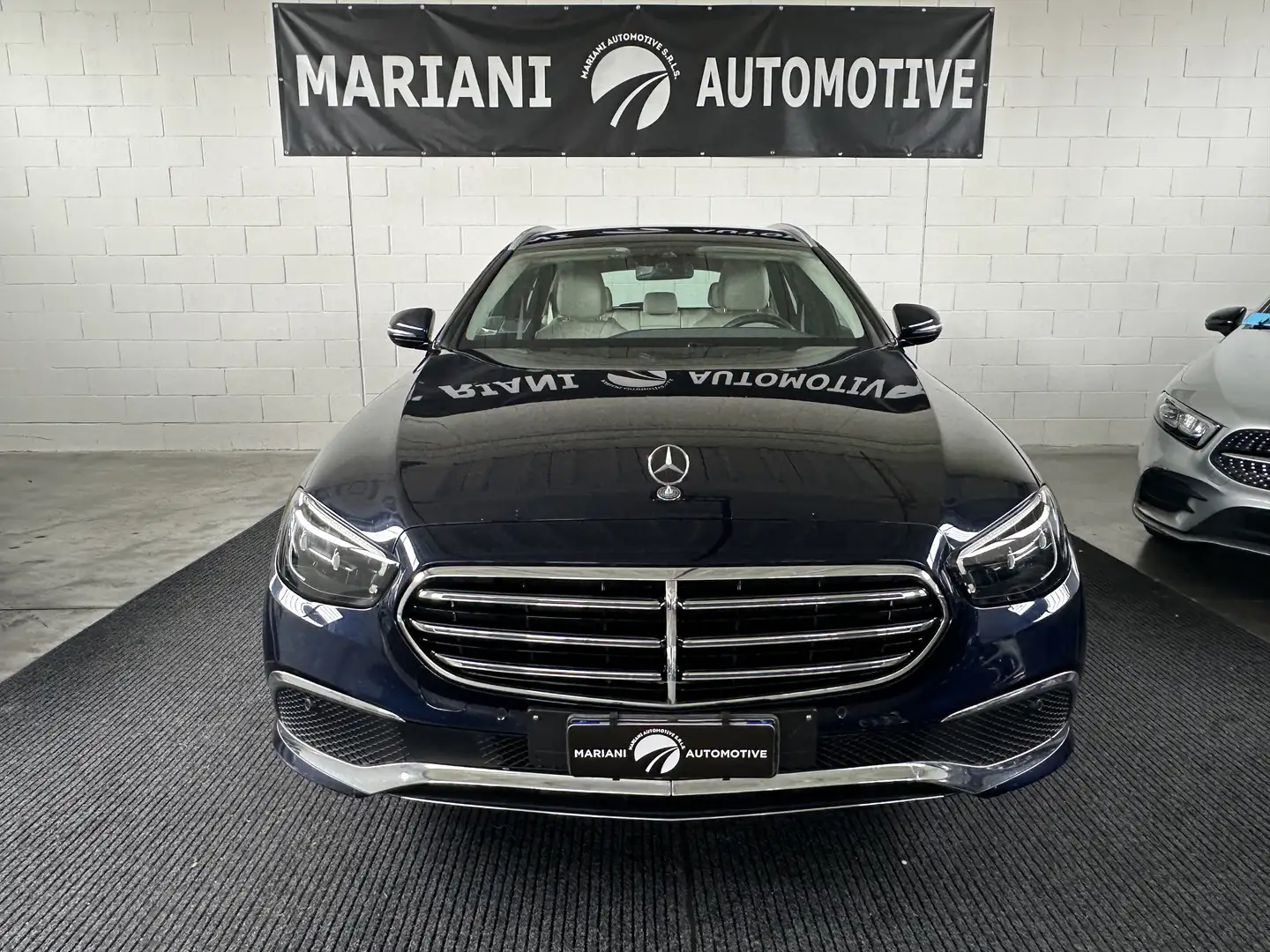 Mercedes-Benz E 200 SW d Exclusive auto Azul - 1