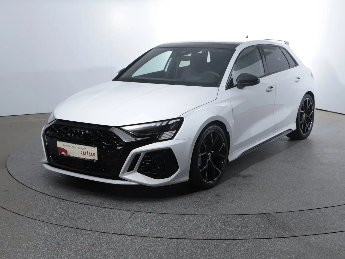Audi RS3 Audi RS 3 Sportback Weiß - 1