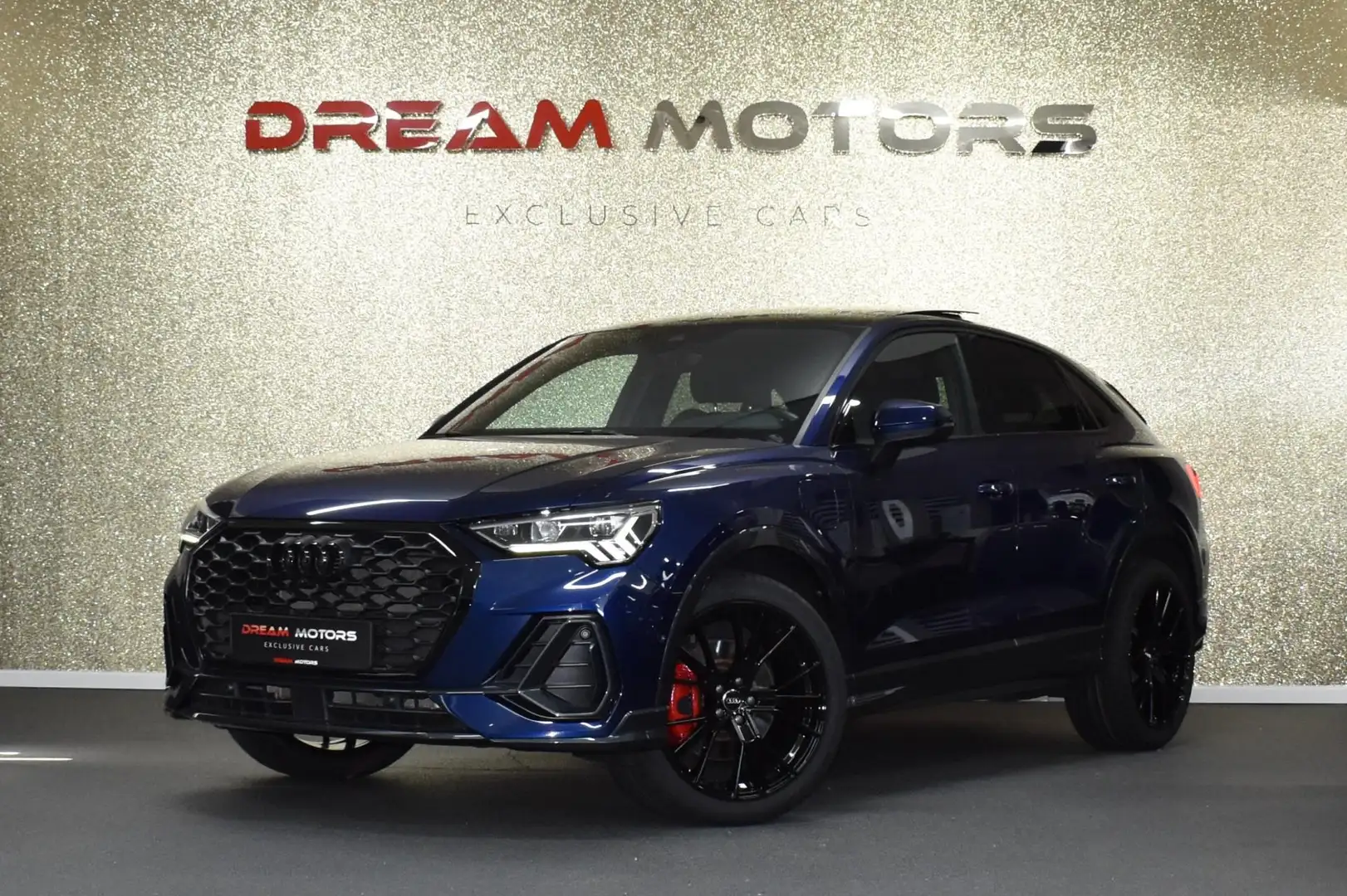 Audi Q3 Sportback 45 TFSI e 245pk S-Line | RSQ3 | RS-STOEL Blauw - 1