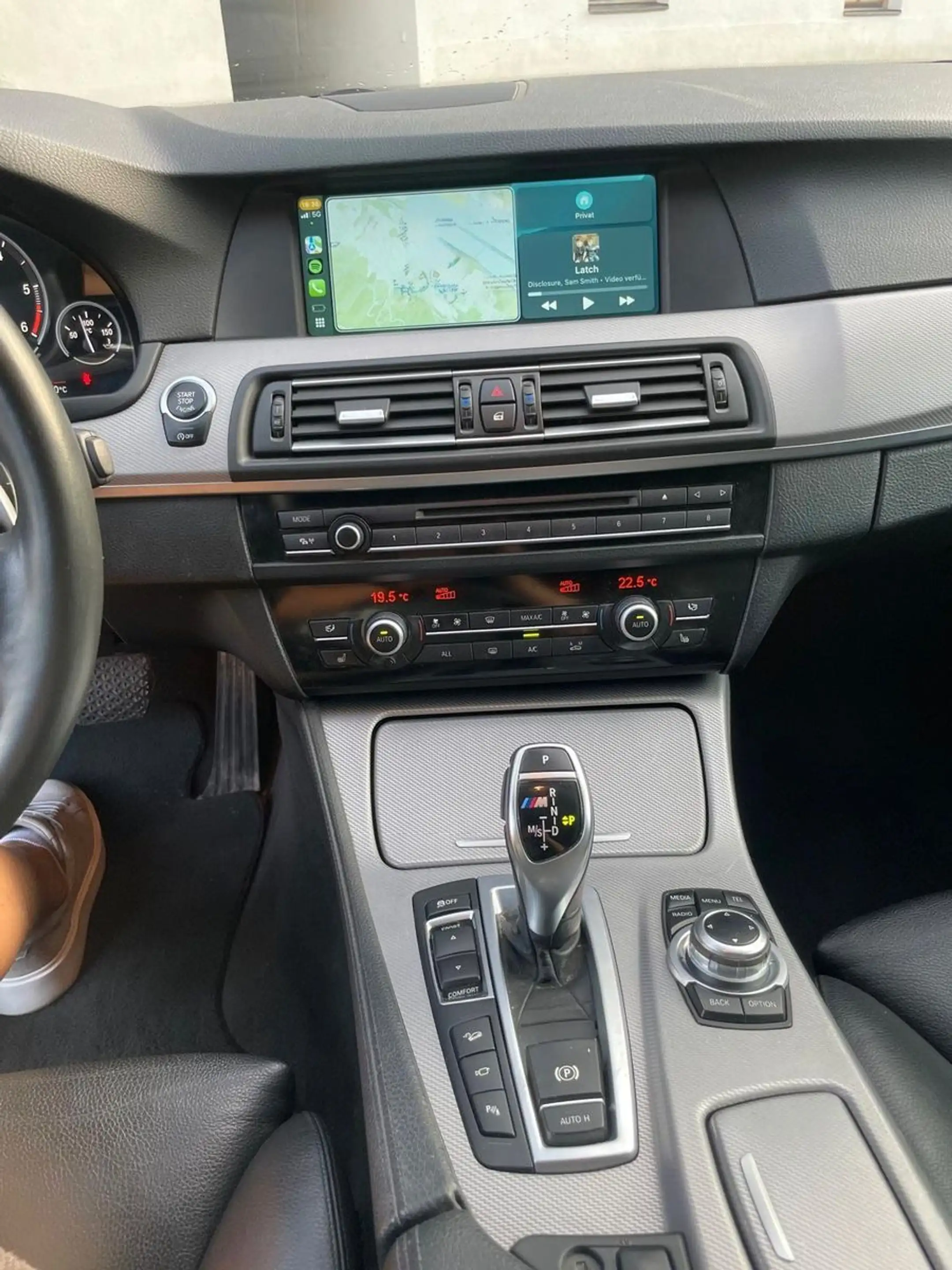 BMW 550 5 Touring M550 d xDrive — photo 8