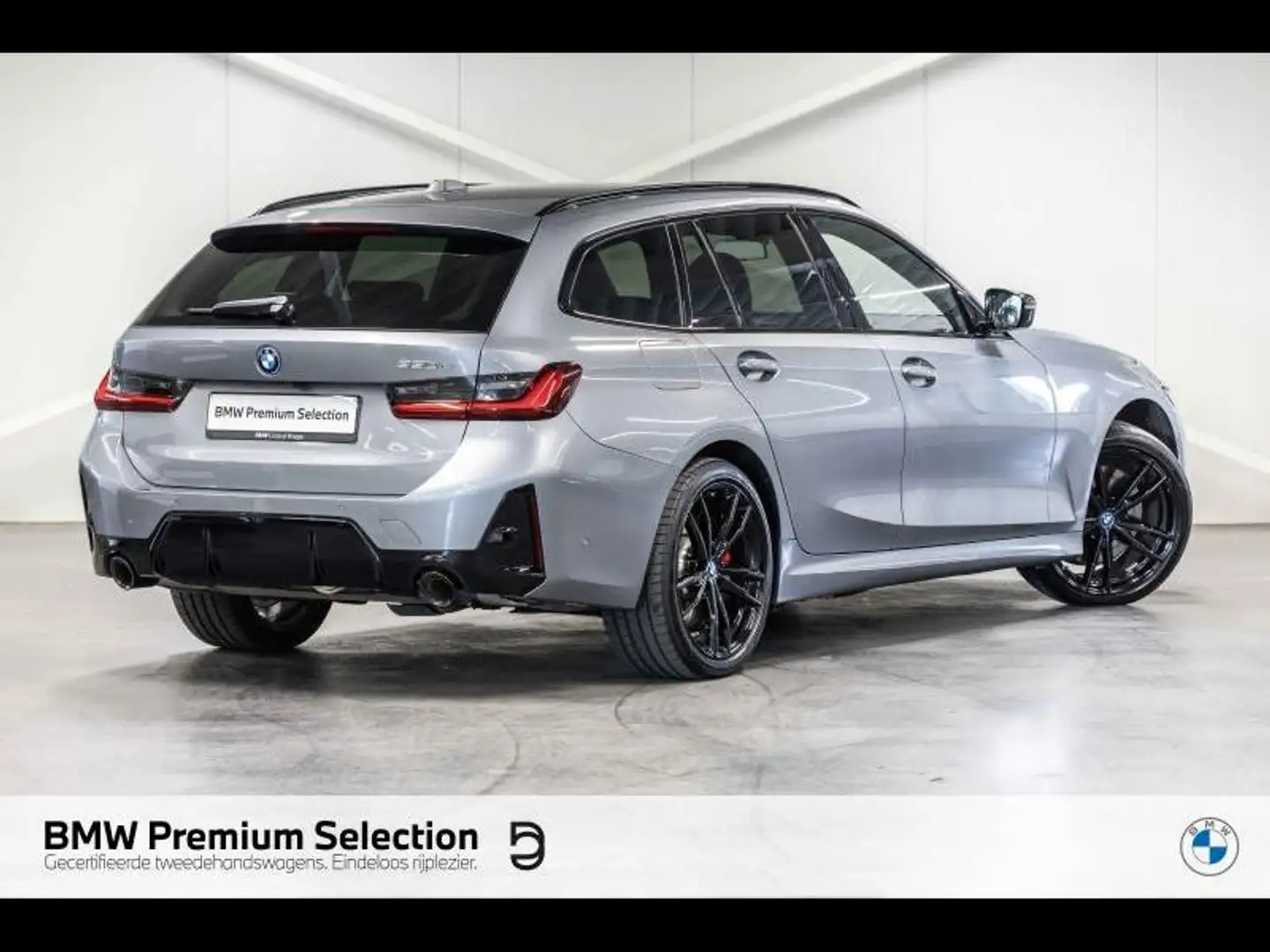 BMW 330 330e Touring M Sport Pro Grau - 2