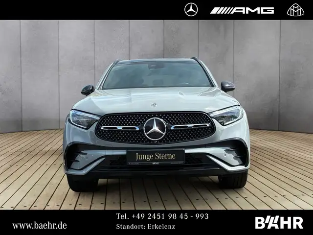 Mercedes-Benz 300 view 7