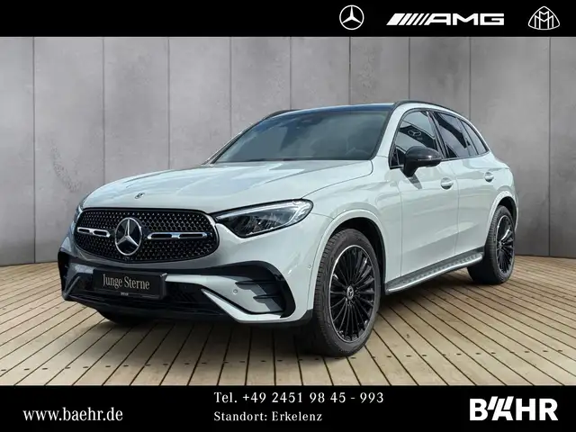 Mercedes-Benz 300 main image
