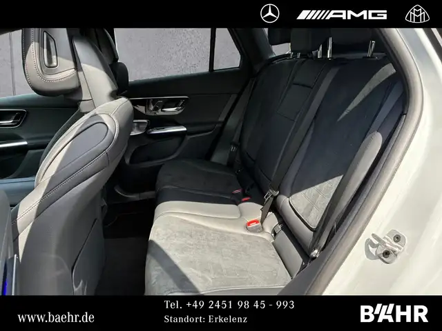 Mercedes-Benz 300 view 9