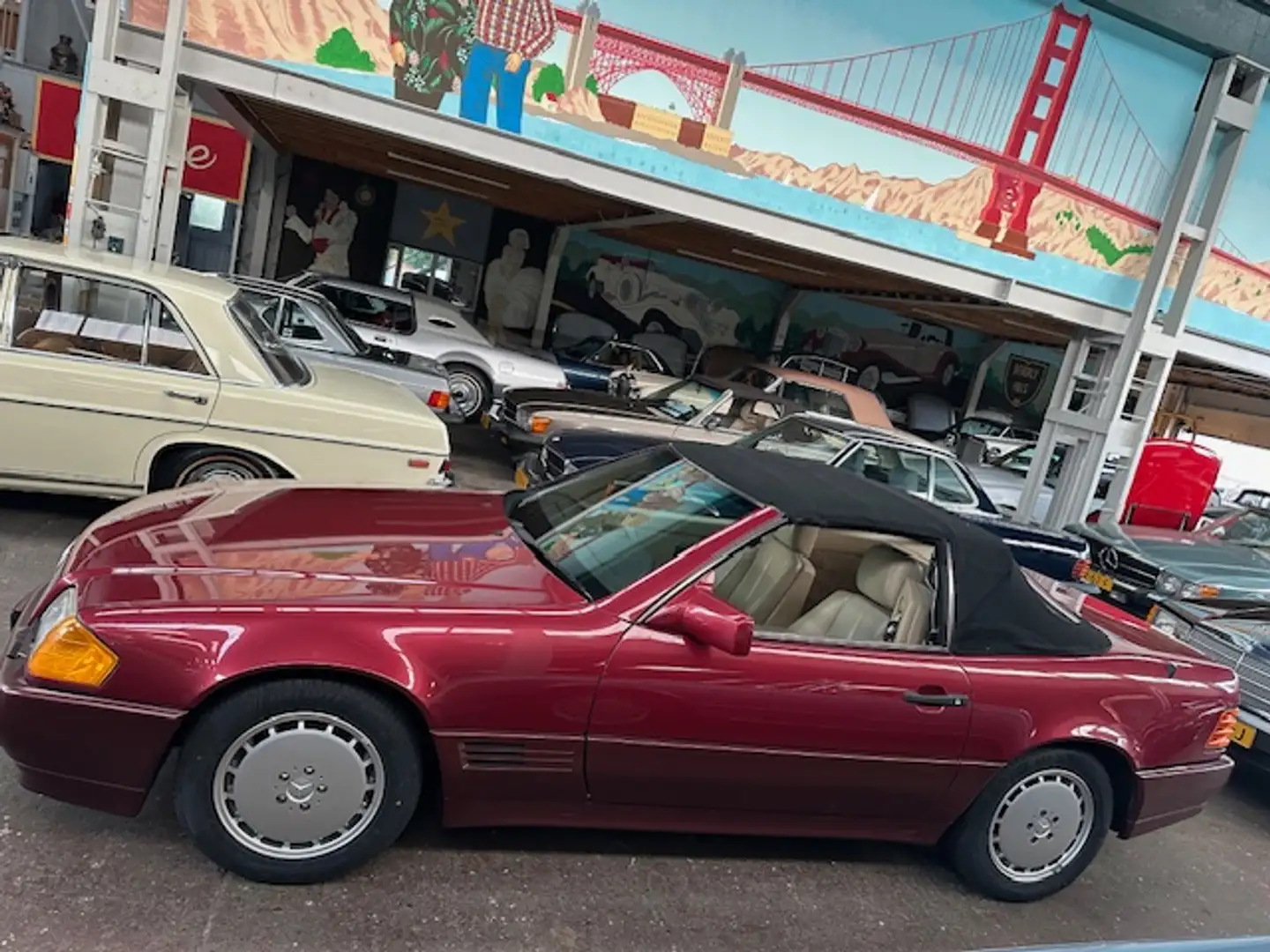 Mercedes-Benz SL 300 SL Rouge - 2