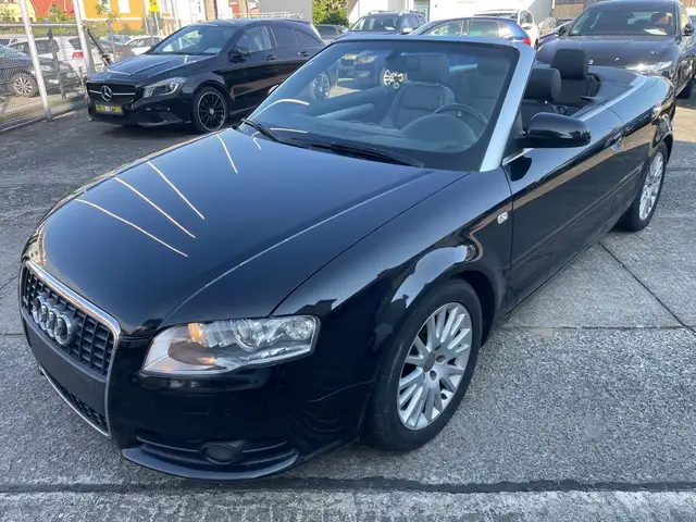 Audi A4 Cabriolet 3.0 TDI quattro S line VOLL ! ! !