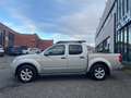 Nissan Navara 2.5 Dci LE Double Cab Cambio Automatico Srebrny - thumbnail 3