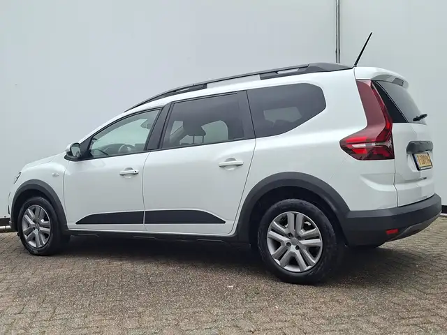 Dacia Jogger view 2