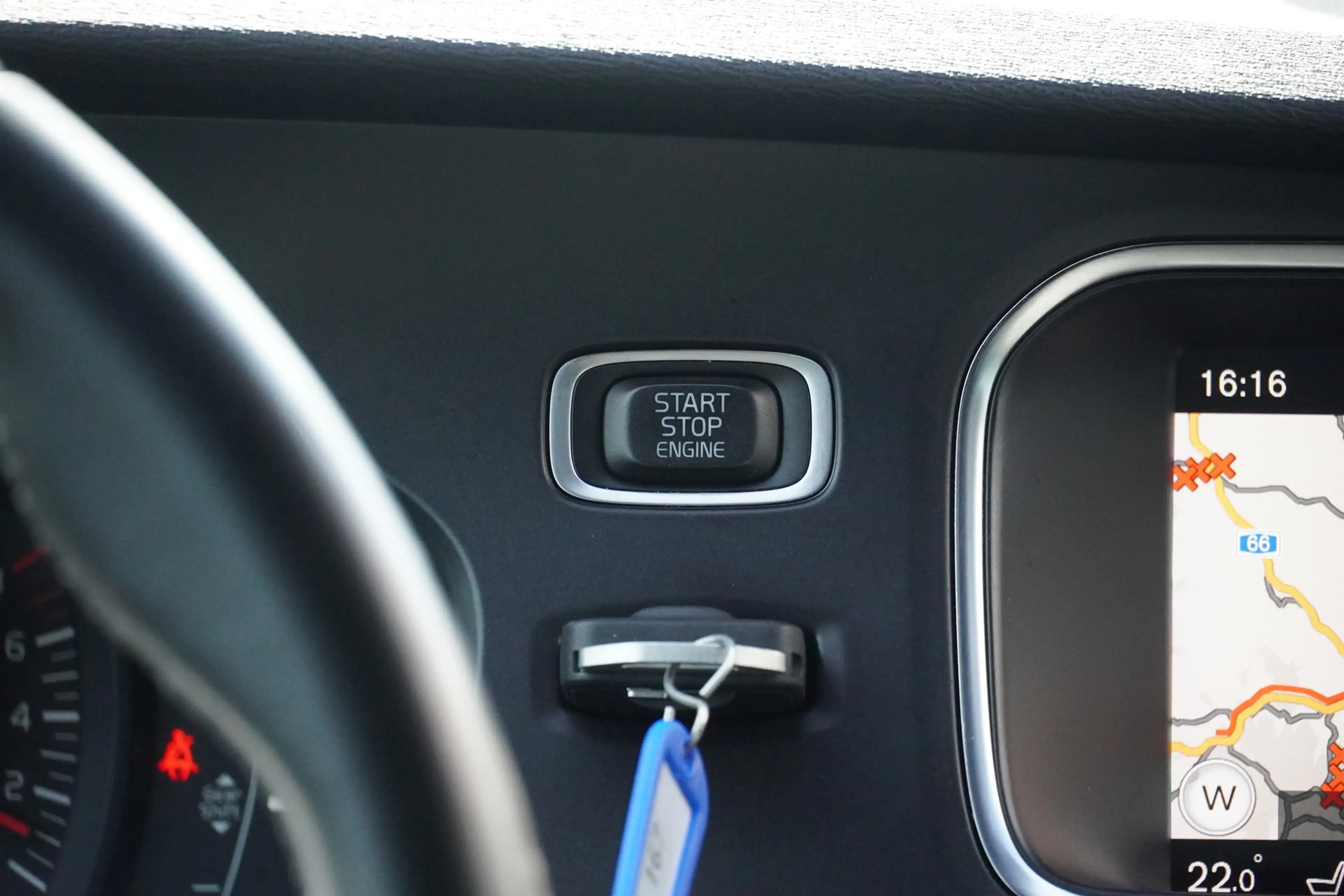 Volvo V40 2.0 Linje Svart Klimaaut. Navi LED Kamera — photo 12