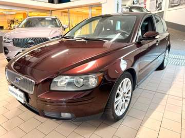 V50 2.0d Momentum Unico Proprietario