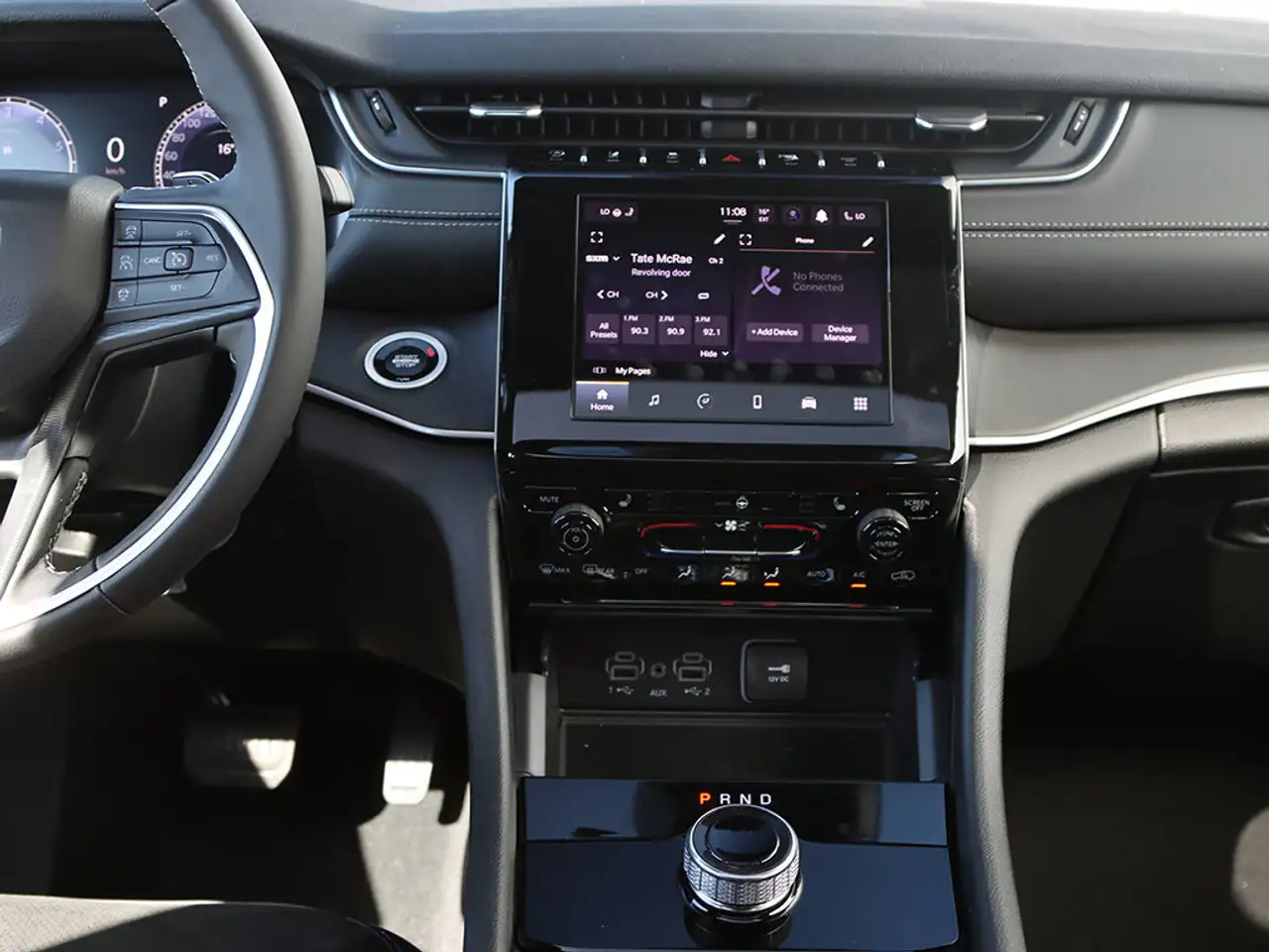 Jeep Grand Cherokee снимка Jeep Grand Cherokee