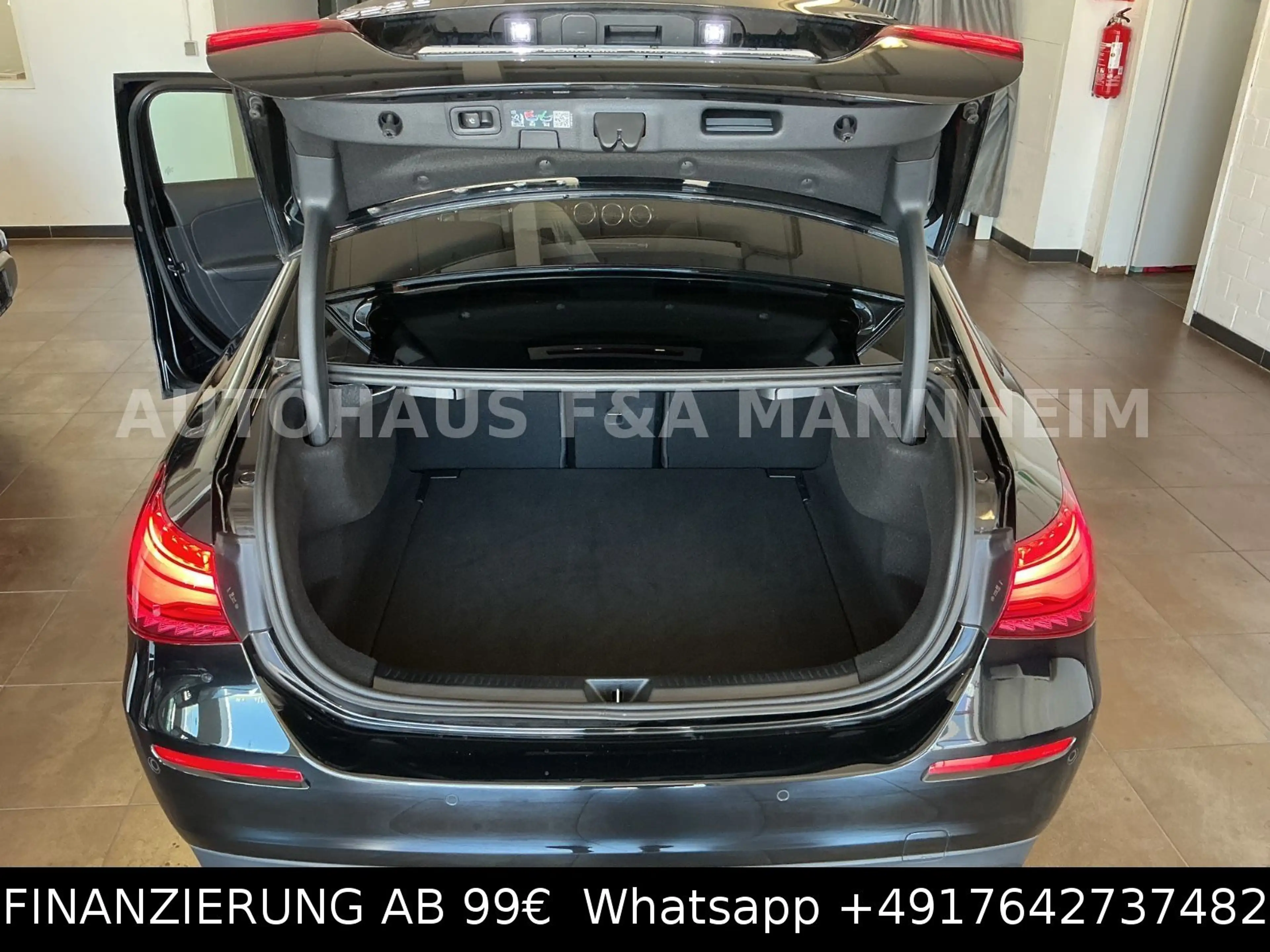 Mercedes-Benz A 220 d  Limousine Pano Acc Progressive AHK Navi — photo 7
