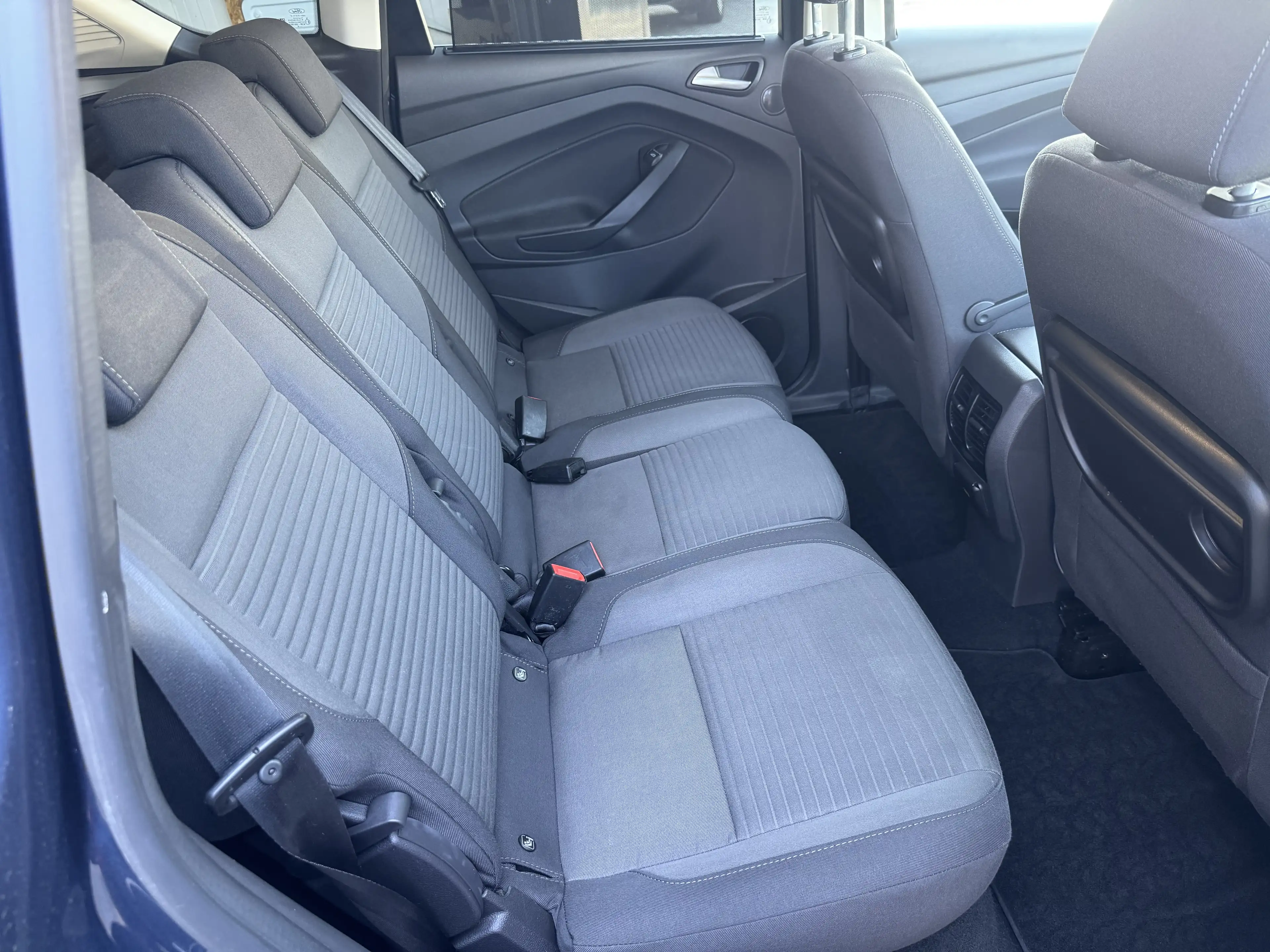 Ford C-Max 1,5 110kW / Navi / Rü-Kamera — photo 15