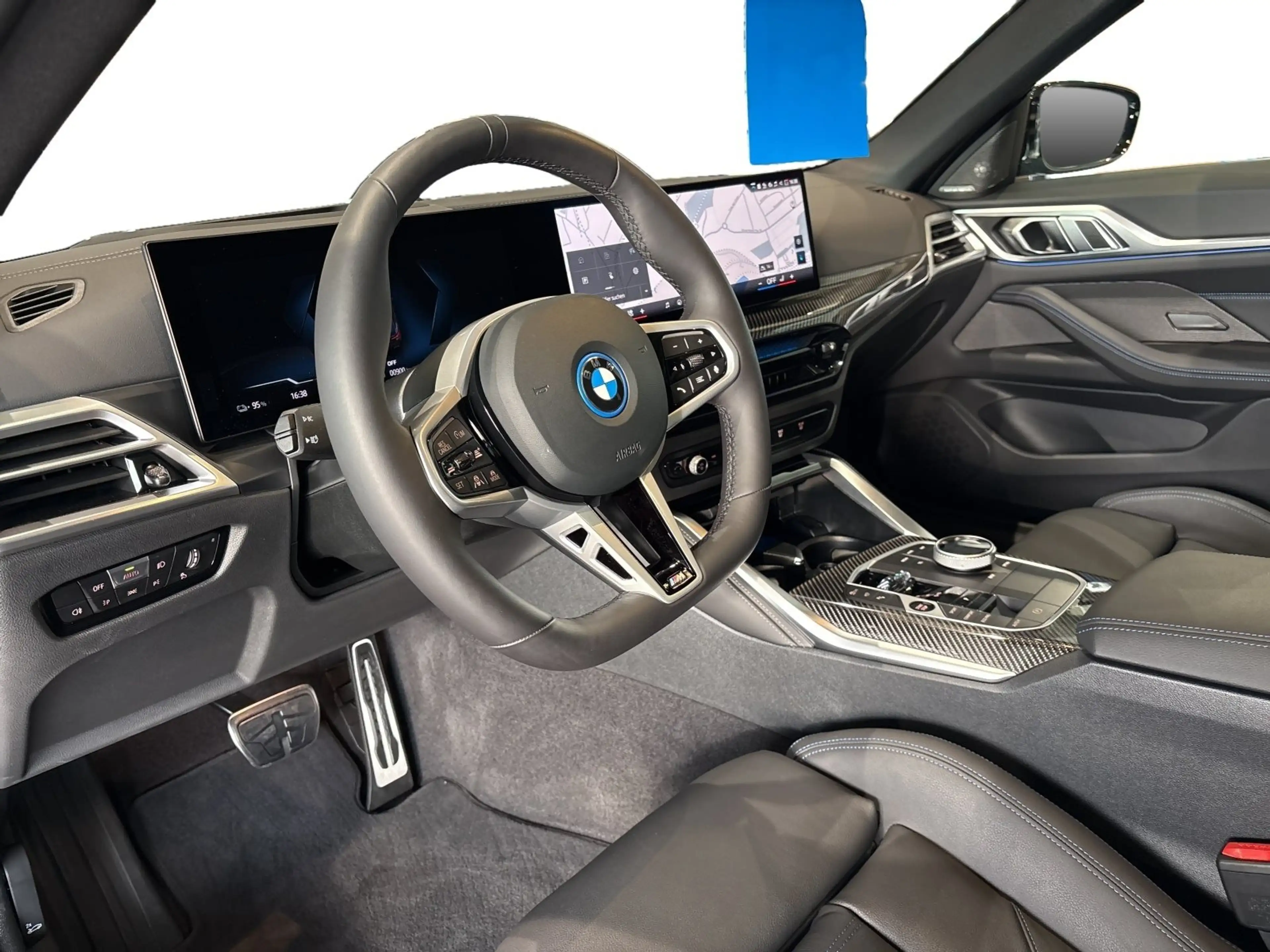 BMW i4 xDrive40 — photo 12