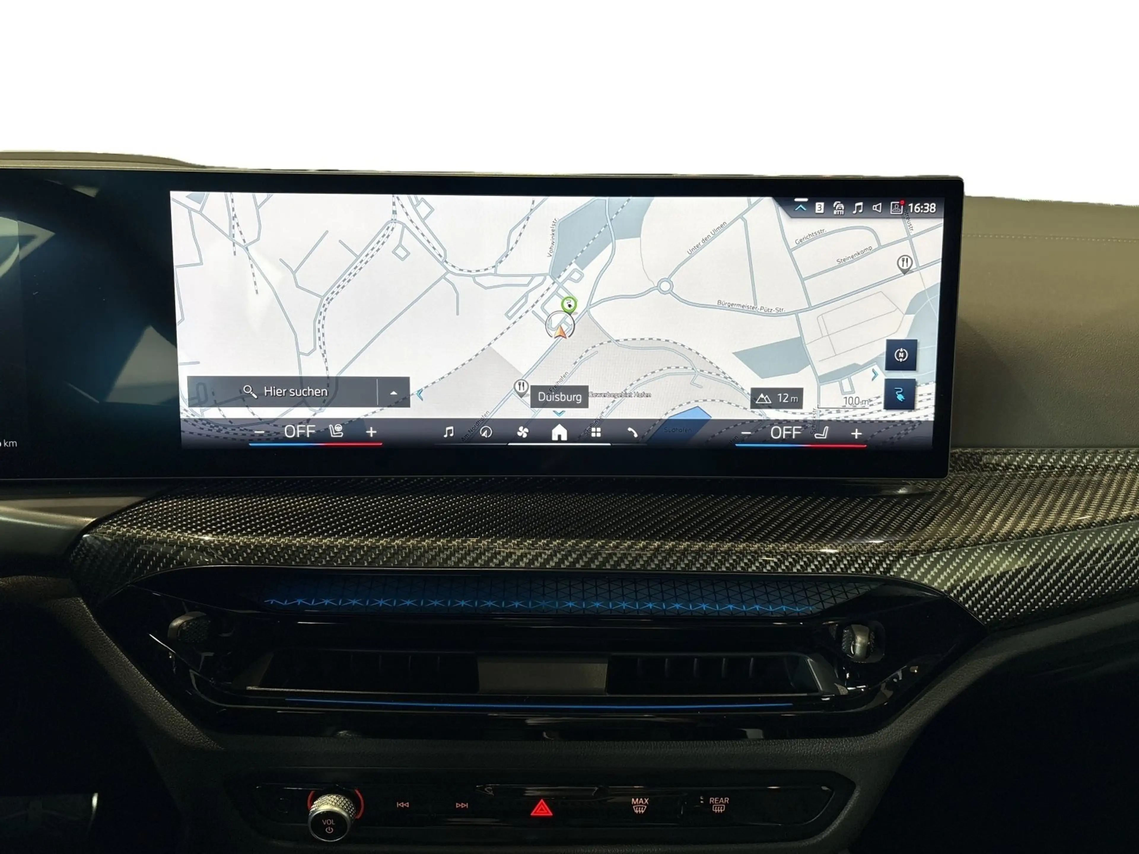 BMW i4 xDrive40 — photo 15