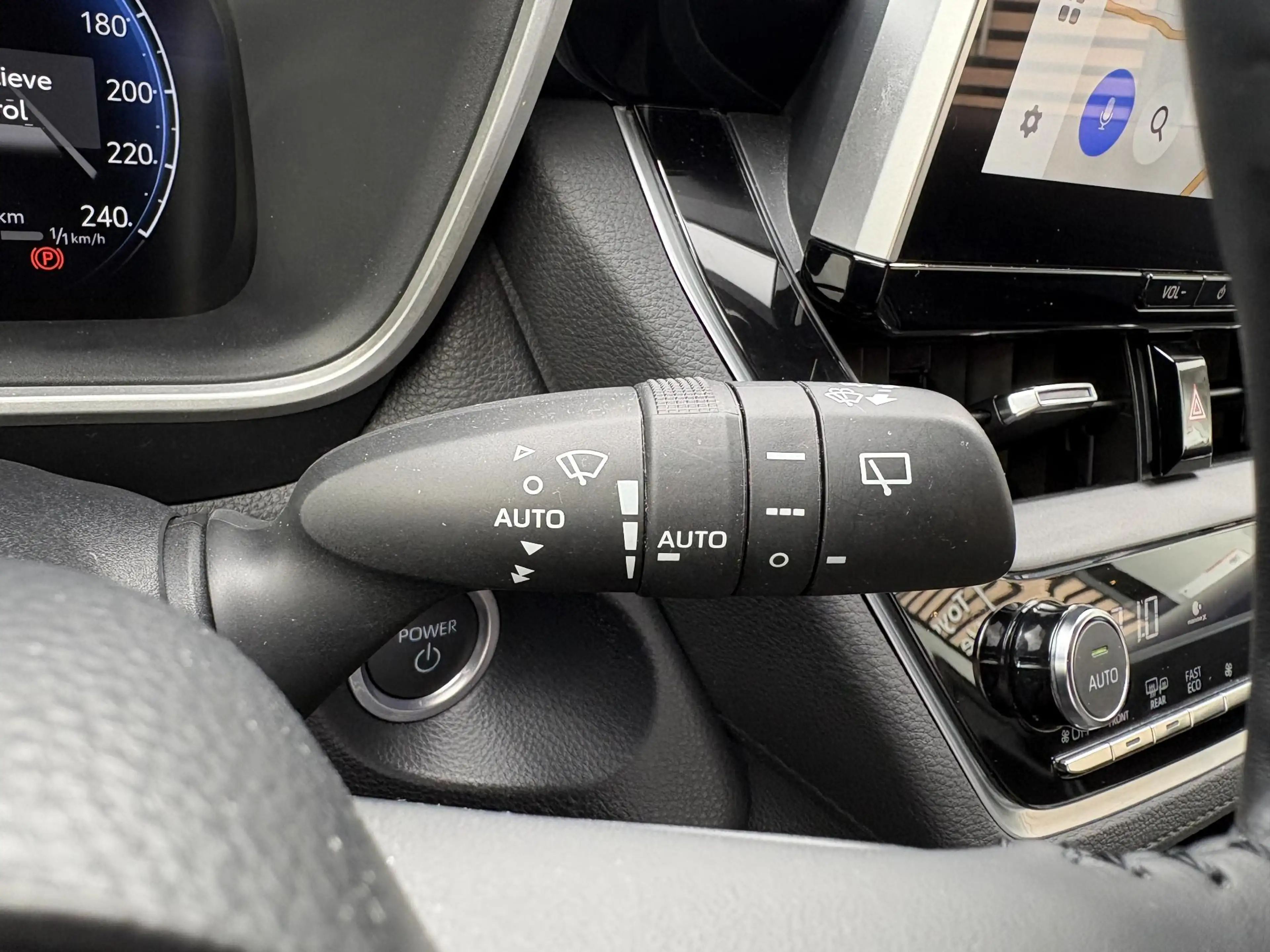 Toyota Corolla Cross 2.0 High Power Hybrid First Edition 1e EIGENAAR NL — photo 8