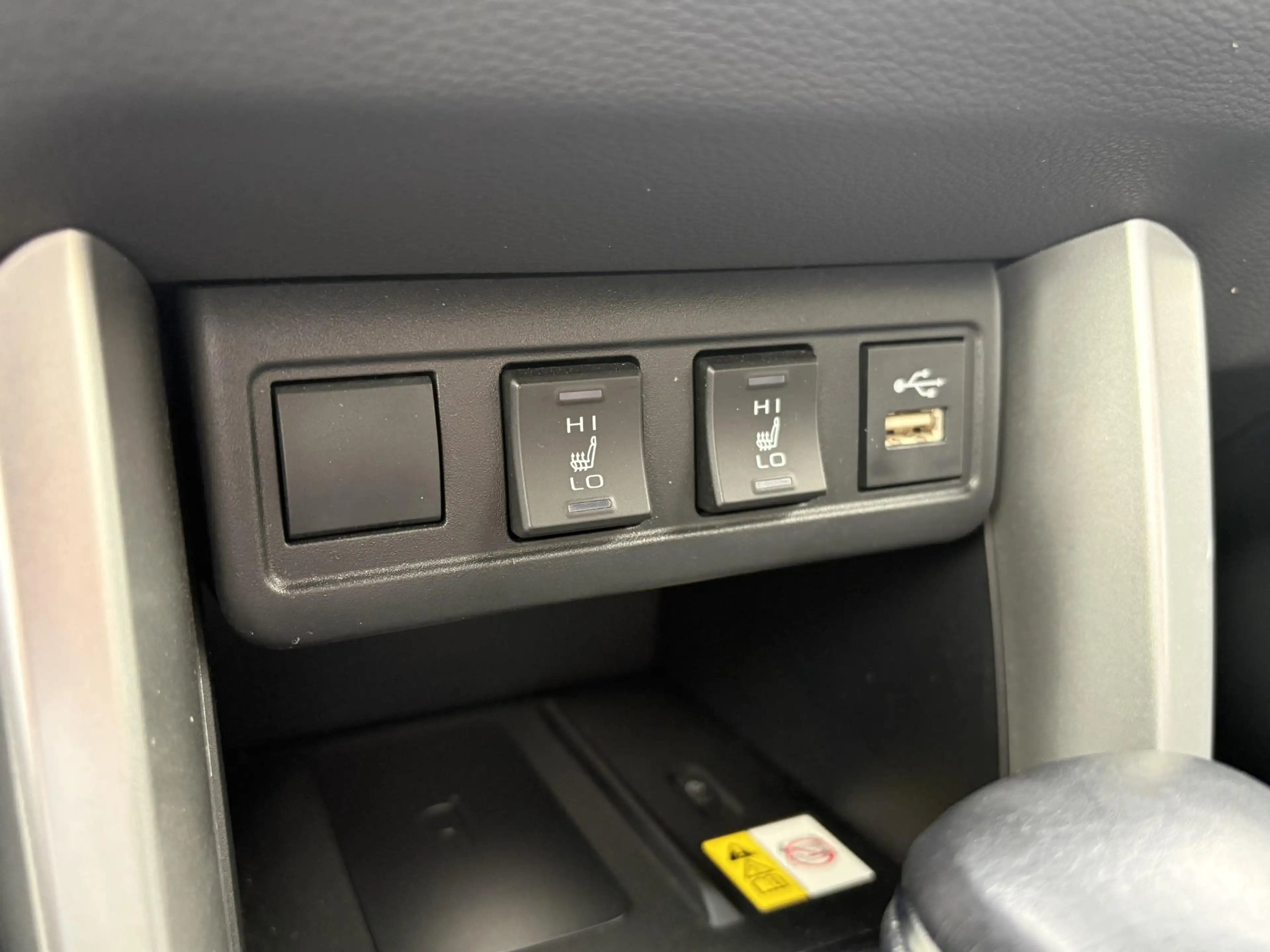 Toyota Corolla Cross 2.0 High Power Hybrid First Edition 1e EIGENAAR NL — photo 3