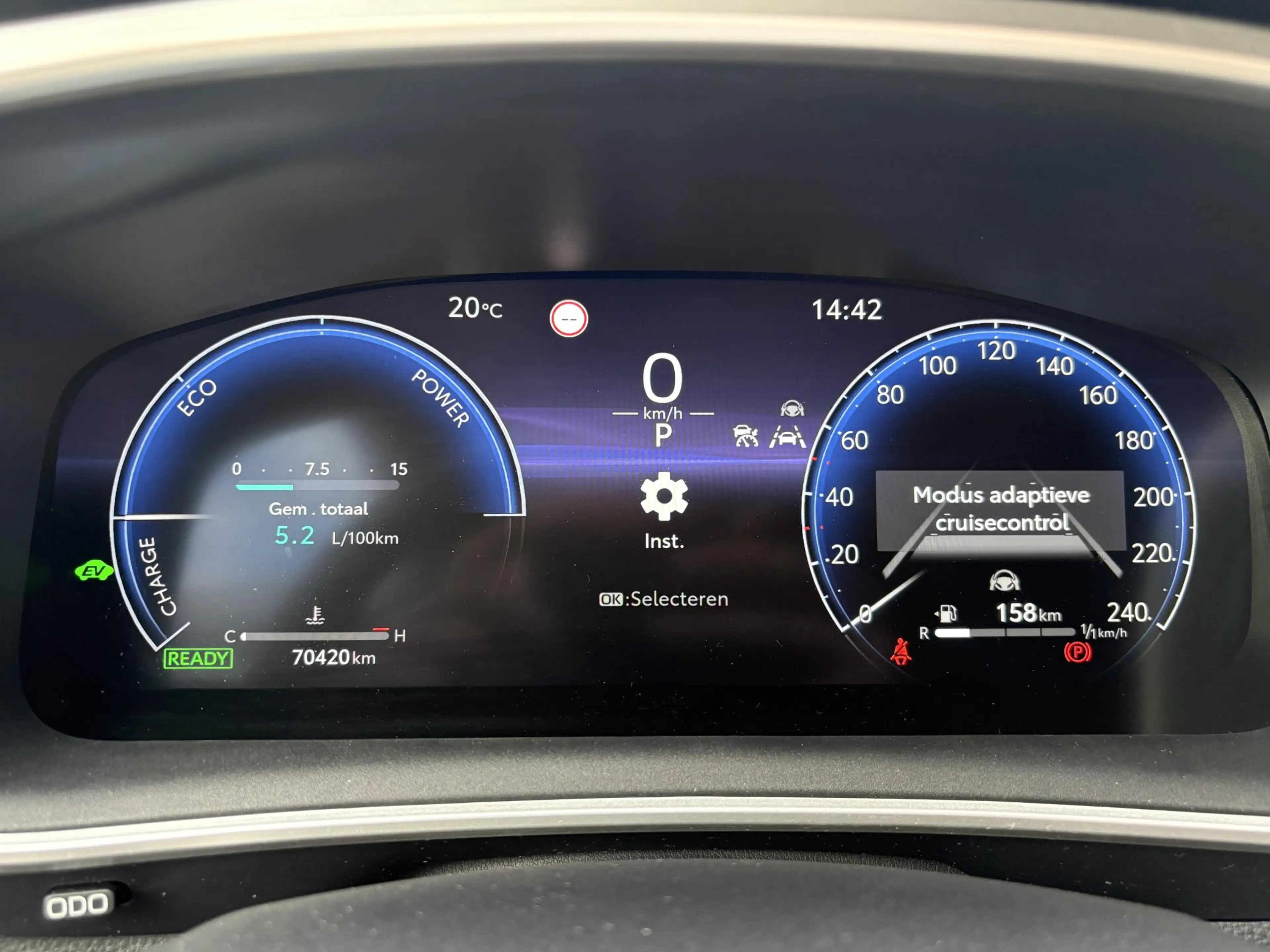 Toyota Corolla Cross 2.0 High Power Hybrid First Edition 1e EIGENAAR NL — photo 30