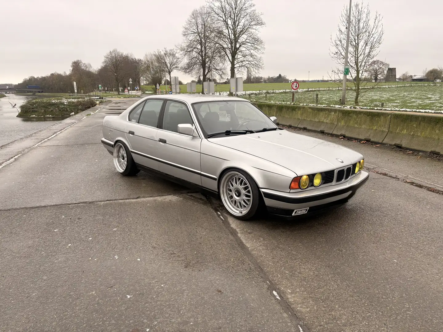 BMW 520 Bmw Serie 5 E34 Gris - 2