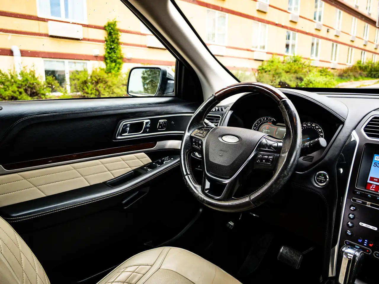 Ford Explorer fotografie Ford Explorer
