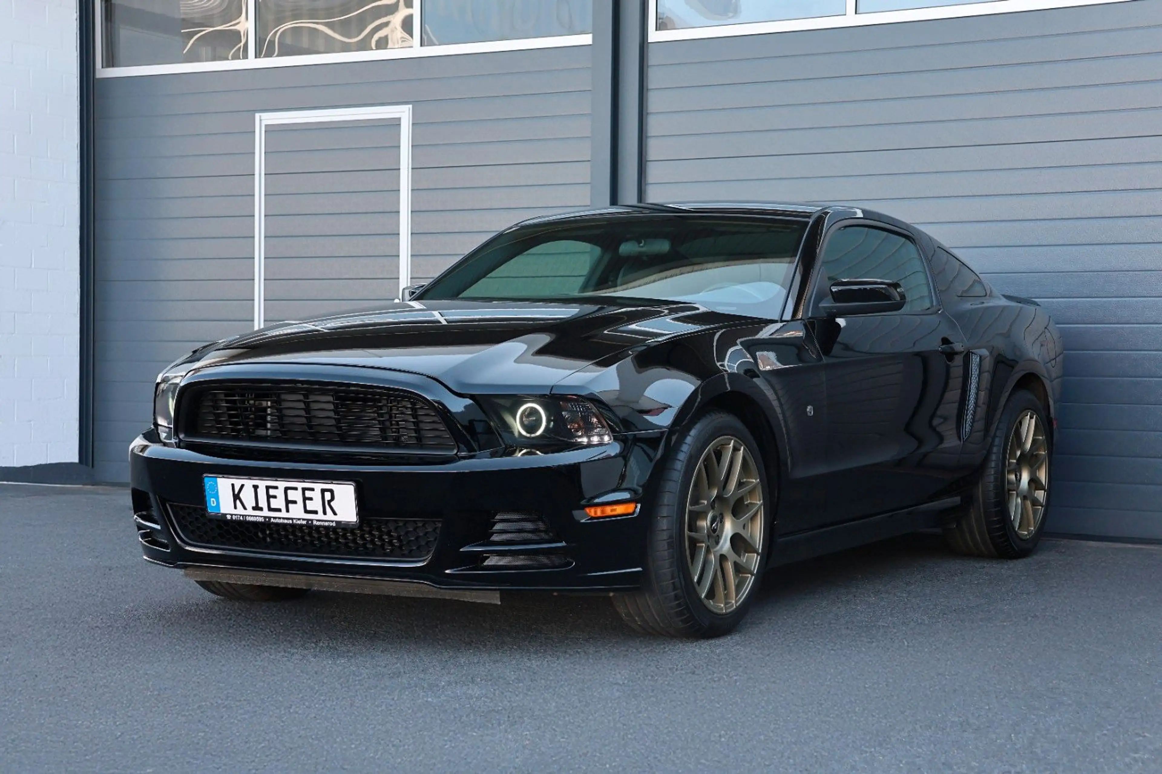 Ford Mustang V6 3.7/Xenon/SHZ/CarPlay/KAMERA/R19 — photo 3
