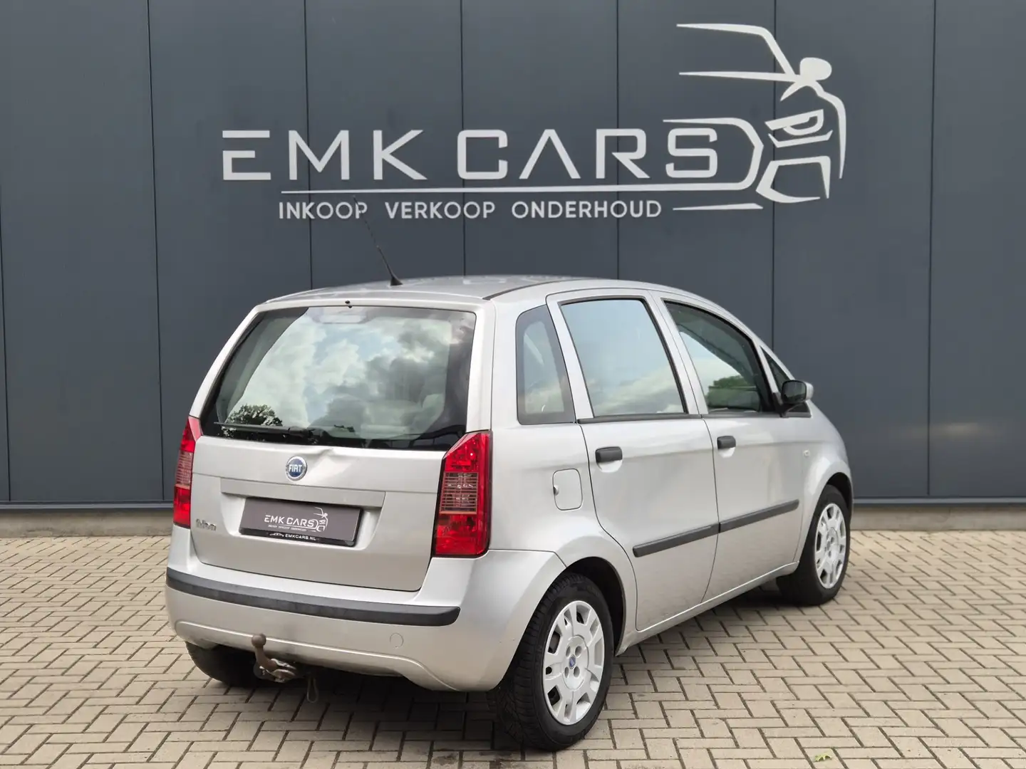 Fiat Idea 1.4-16V Dynamic Grijs - 2