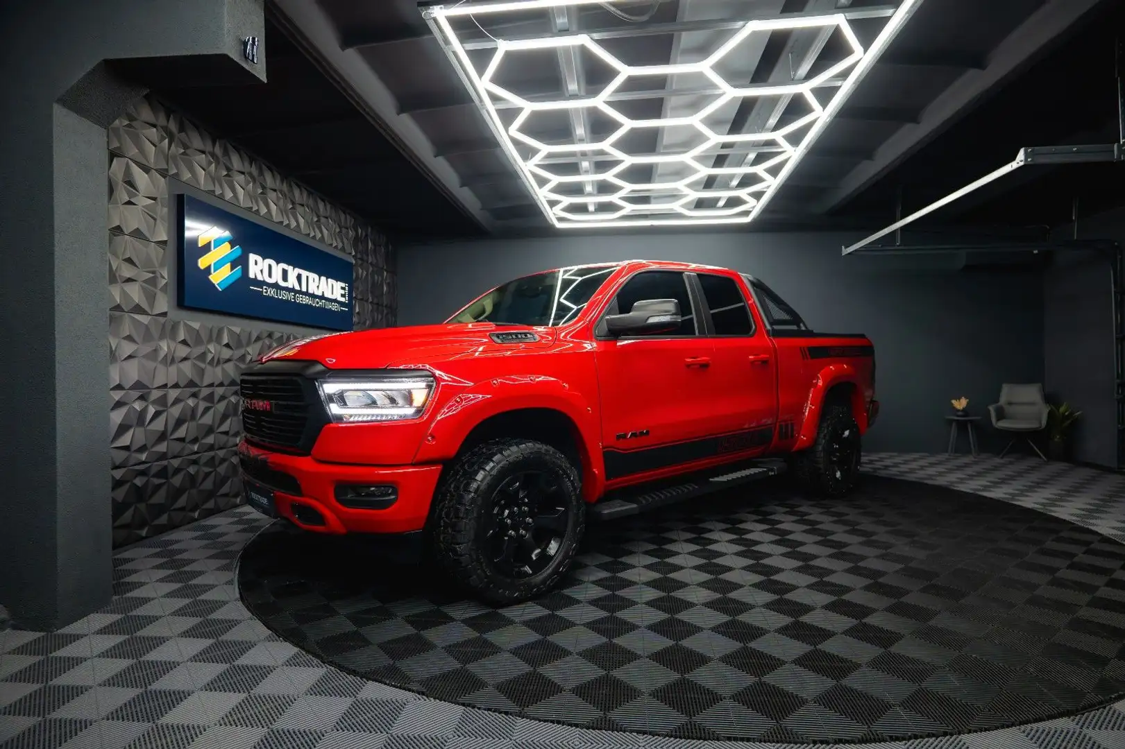Dodge RAM 5.7 V8 HEMI 4x4 RED DEVIL Offroad LONGBED Rouge - 1