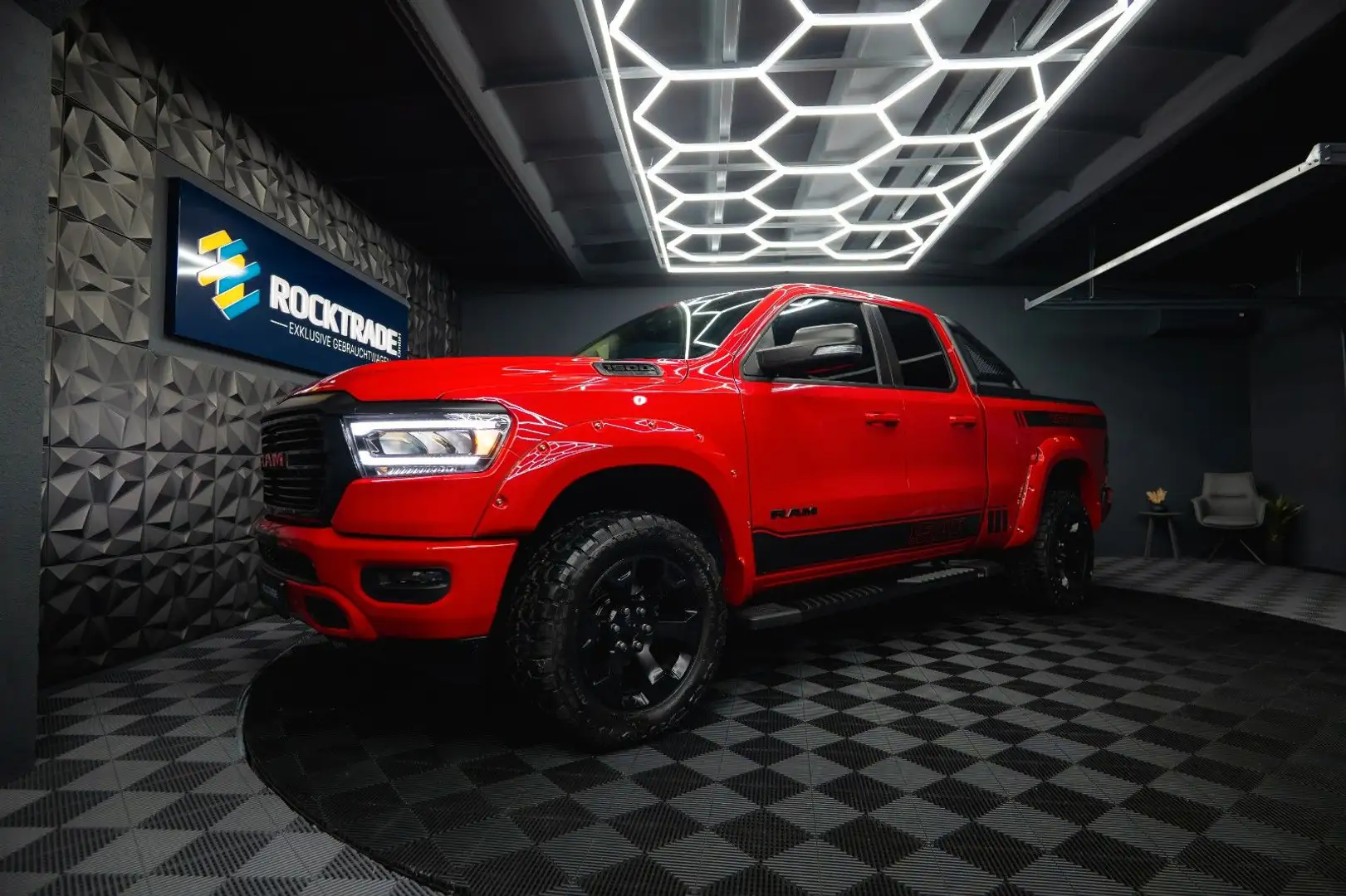 Dodge RAM 5.7 V8 HEMI 4x4 RED DEVIL Offroad LONGBED Rouge - 2