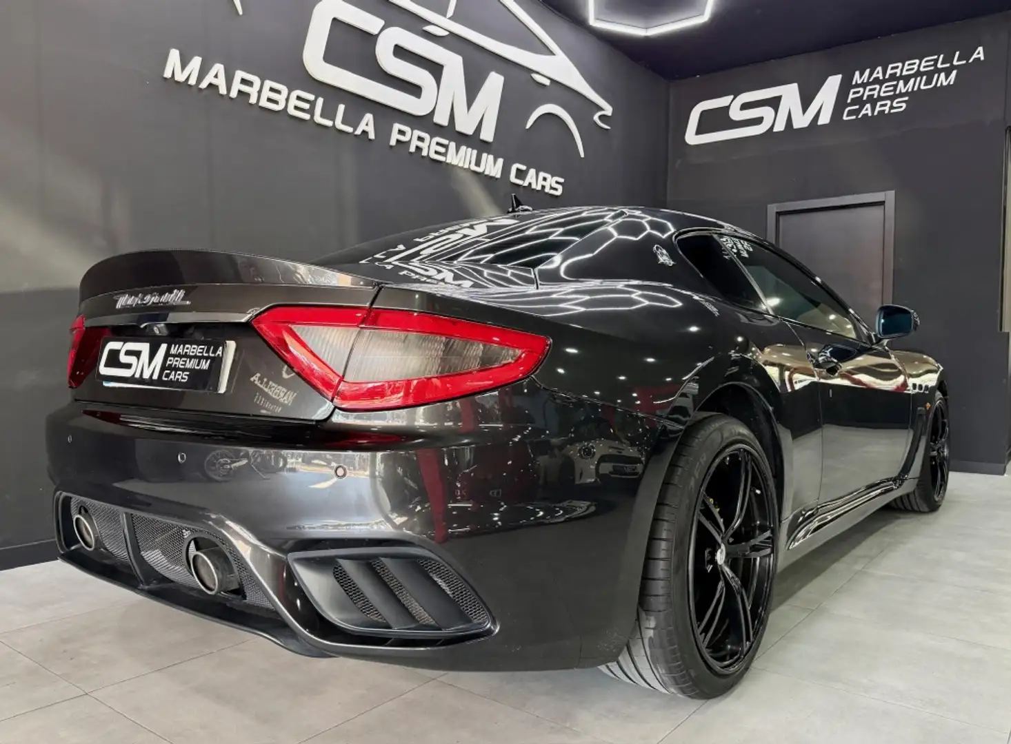Maserati GranTurismo MC Aut. Gris - 2