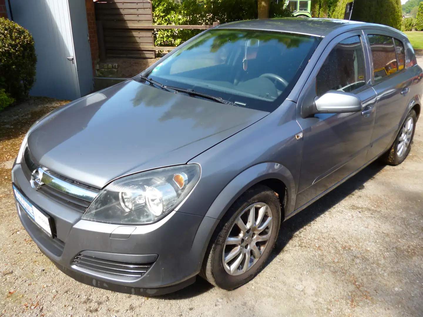 Opel Astra Basis Klima ; 4t ; TÜV Neu ; Navi ; Tempomat ; Gris - 1