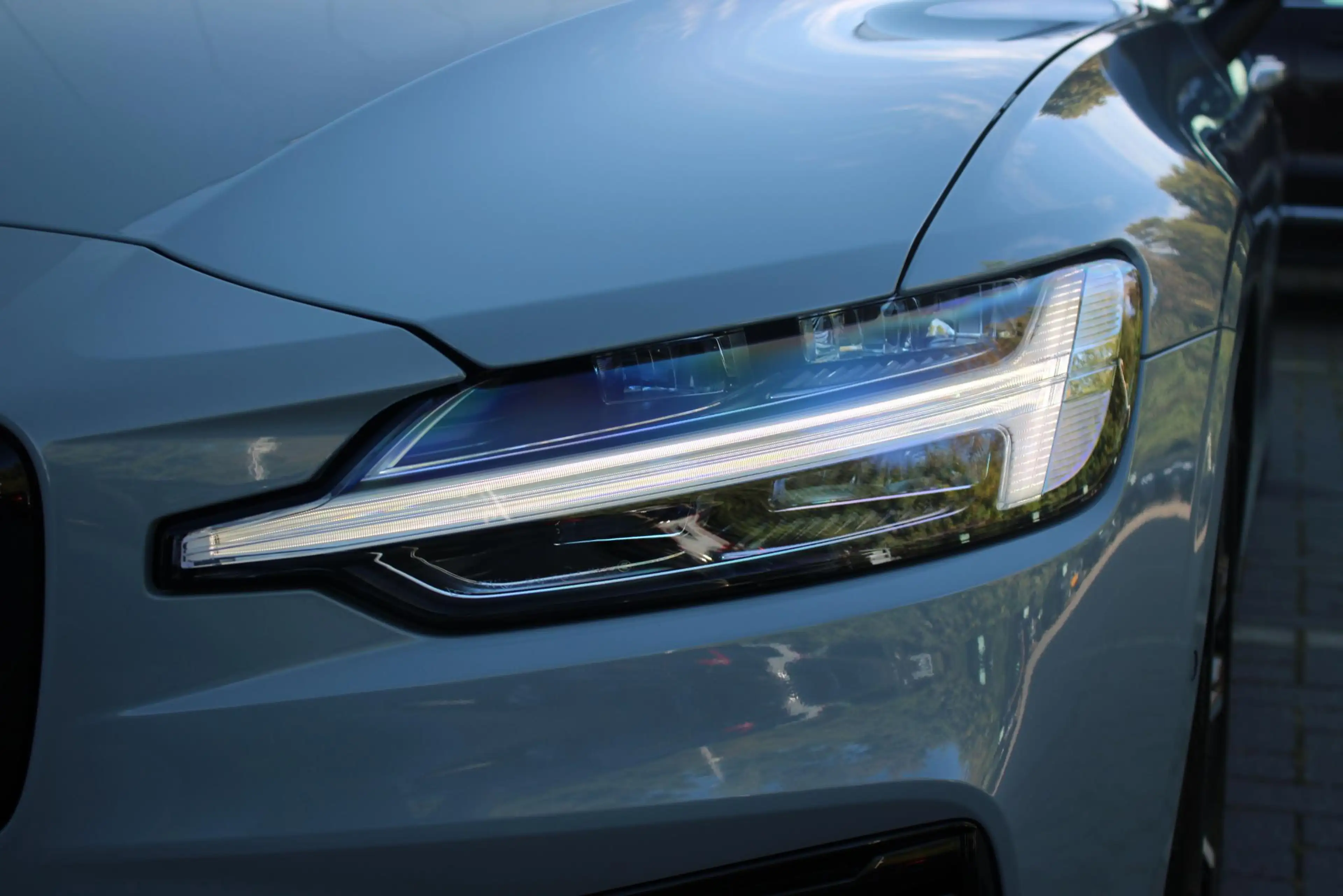 Volvo V60 T8 Plug-in hybrid AWD Ultra Dark | Panoramadak | T — photo 12