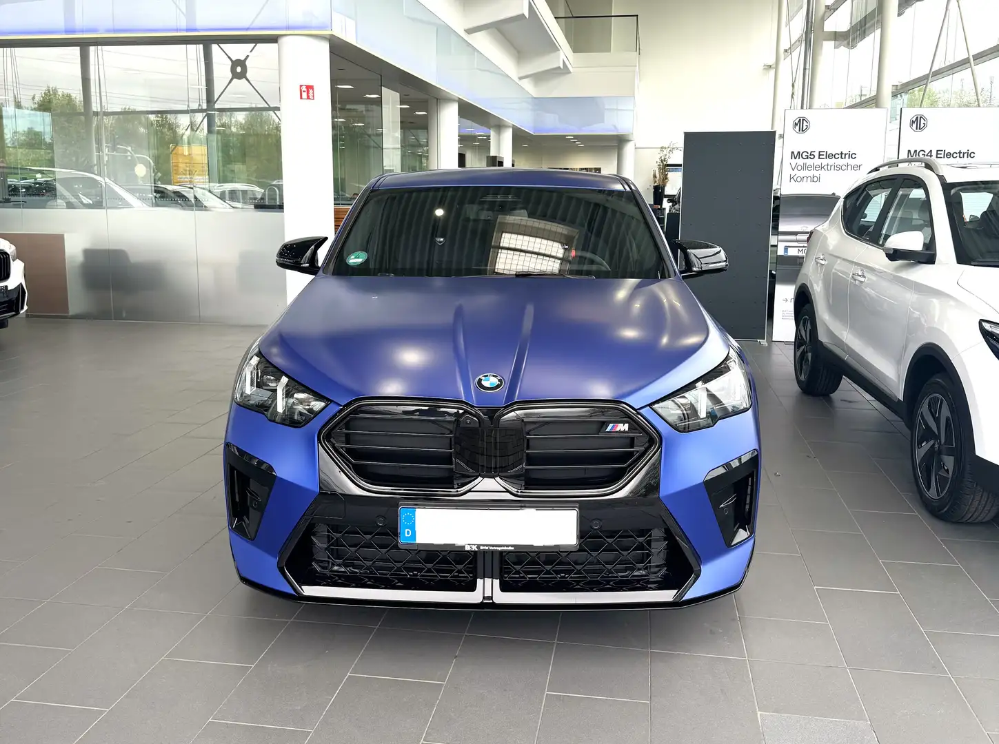 BMW X2 M 35i xDrive M Sportpaket Pro/HUD/HK HiFi/ShadowLine Синій - 2