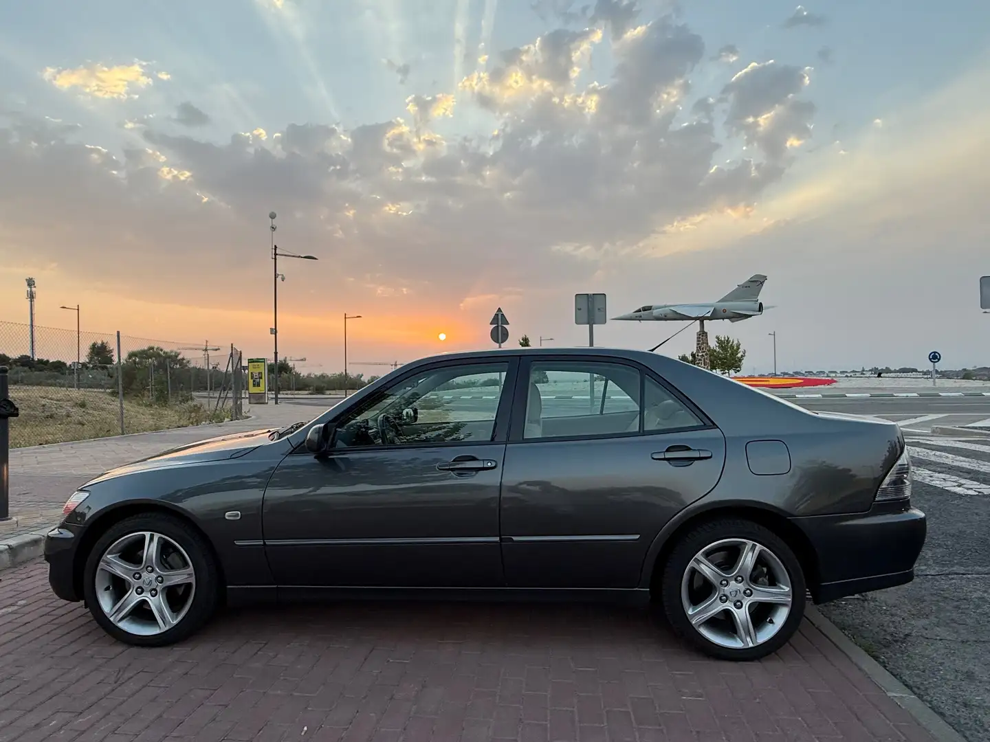 Lexus IS 200 IS 200 Premium Premium Grau - 1