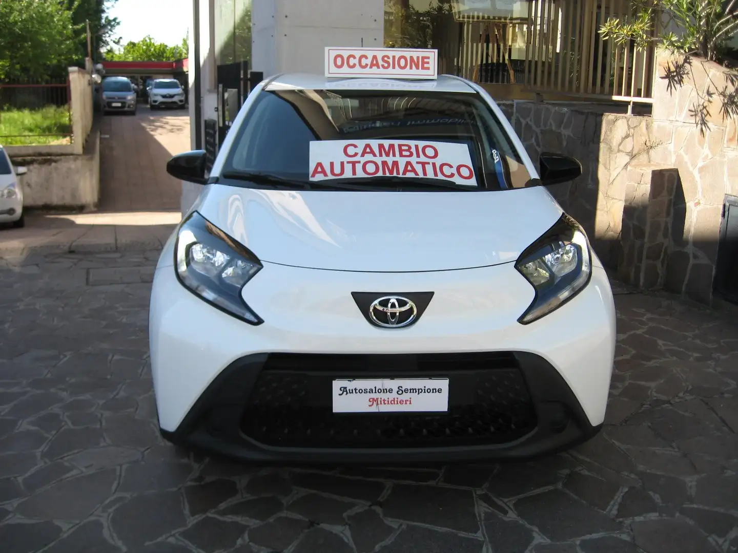 Toyota Aygo X 1.0 Active 72cv s-cvt  SOLO KM 22.000 CERTIFIC Blanco - 2