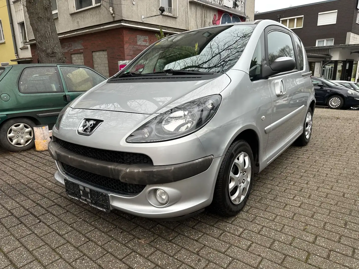 Peugeot 1007 Filou *Klimaanlage* Tüv 7/2026* Silber - 1